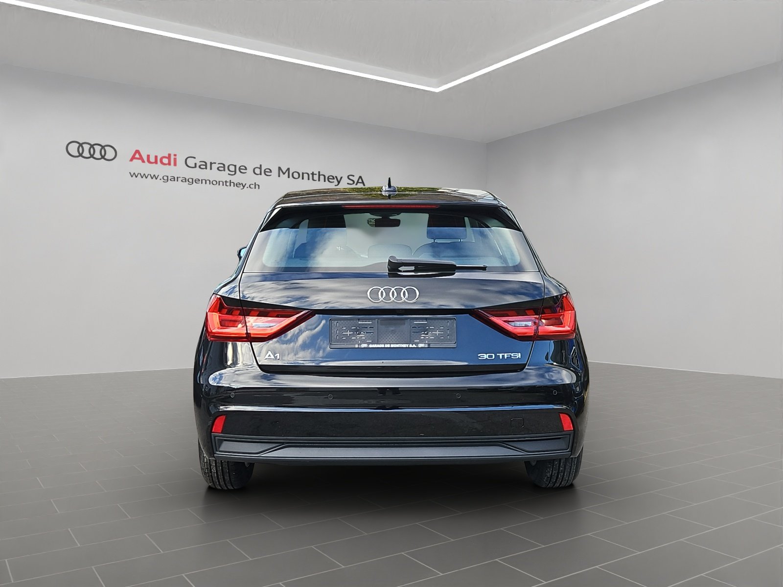 AUDI A1 Sportback 30 TFSI Attraction S-tronic, Petrol, New car, Automatic - 5