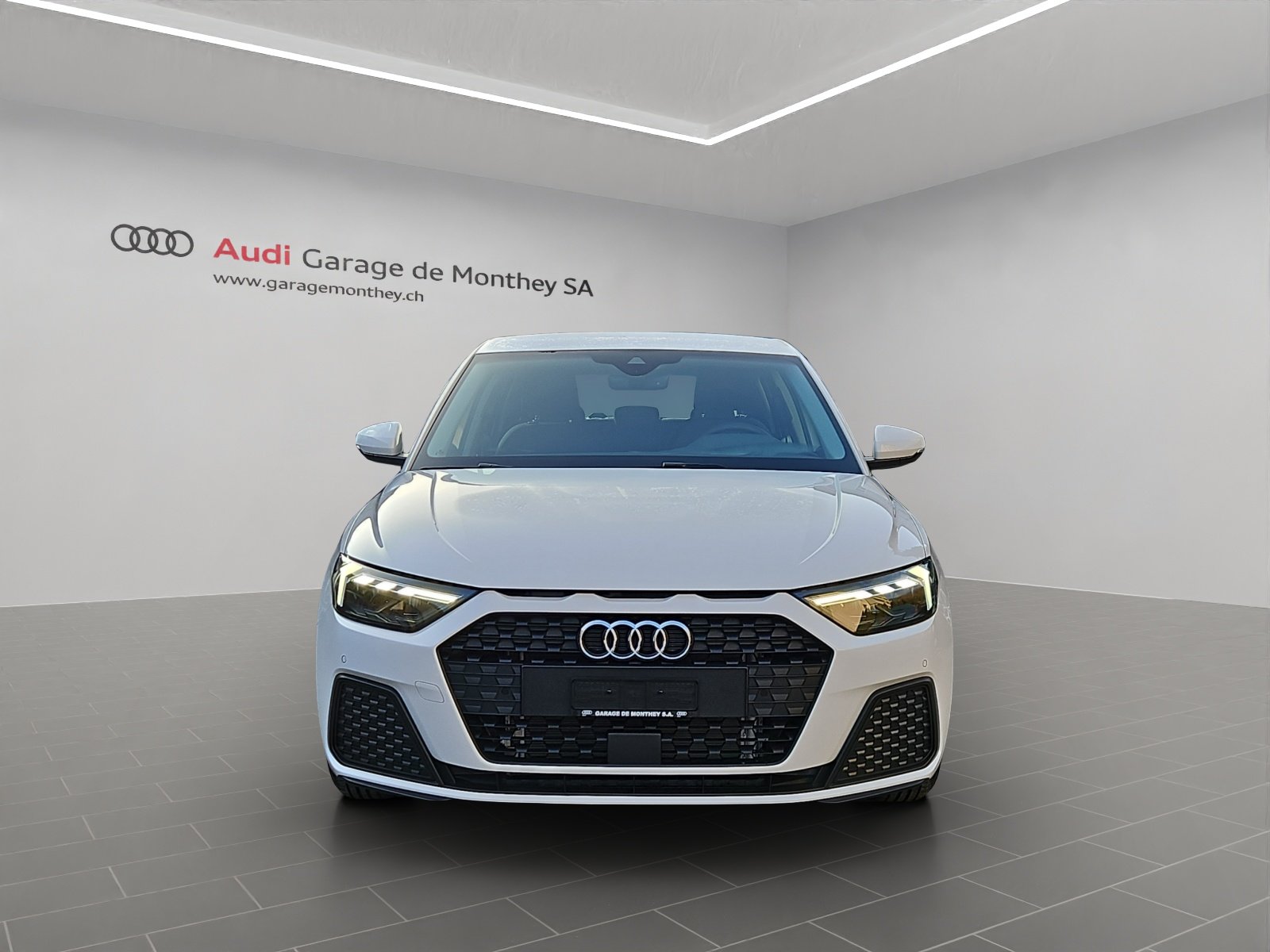 AUDI A1 Sportback 30 TFSI Attraction S-tronic, Benzin, Neuwagen, Automatik - 2
