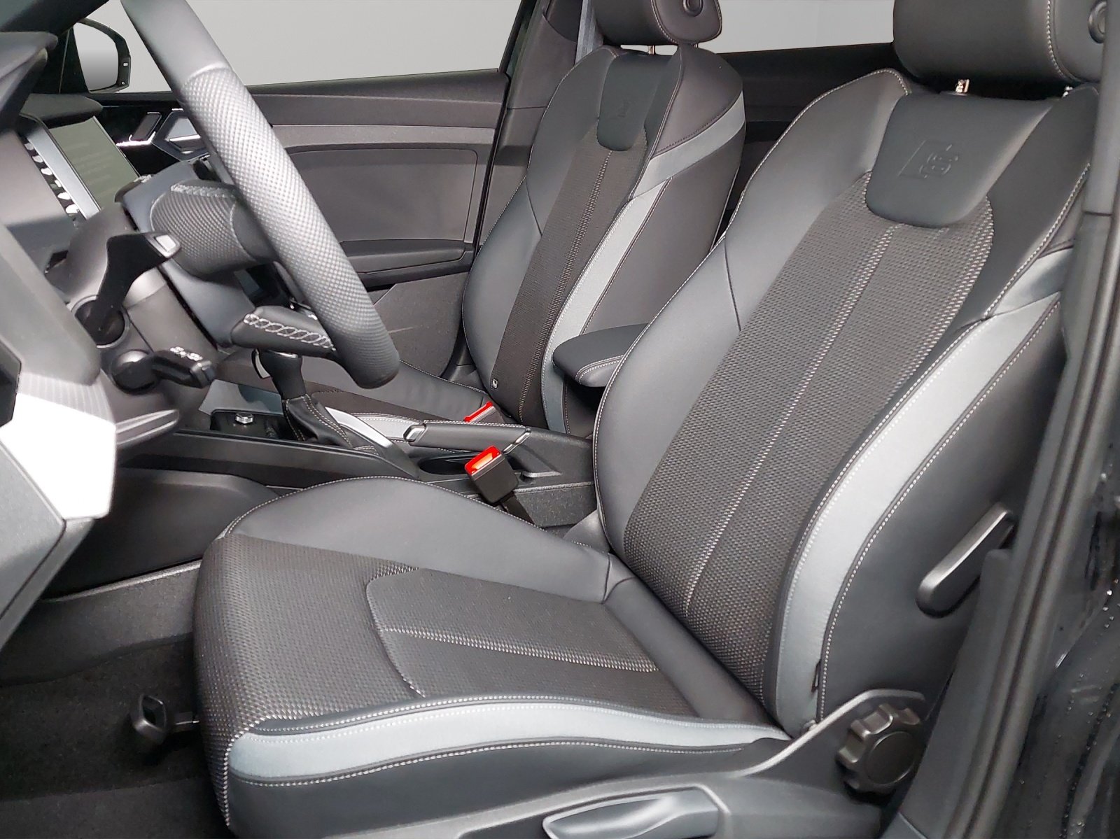 AUDI A1 Sportback 30 TFSI Attraction S-tronic, Essence, Voiture nouvelle, Automatique - 6