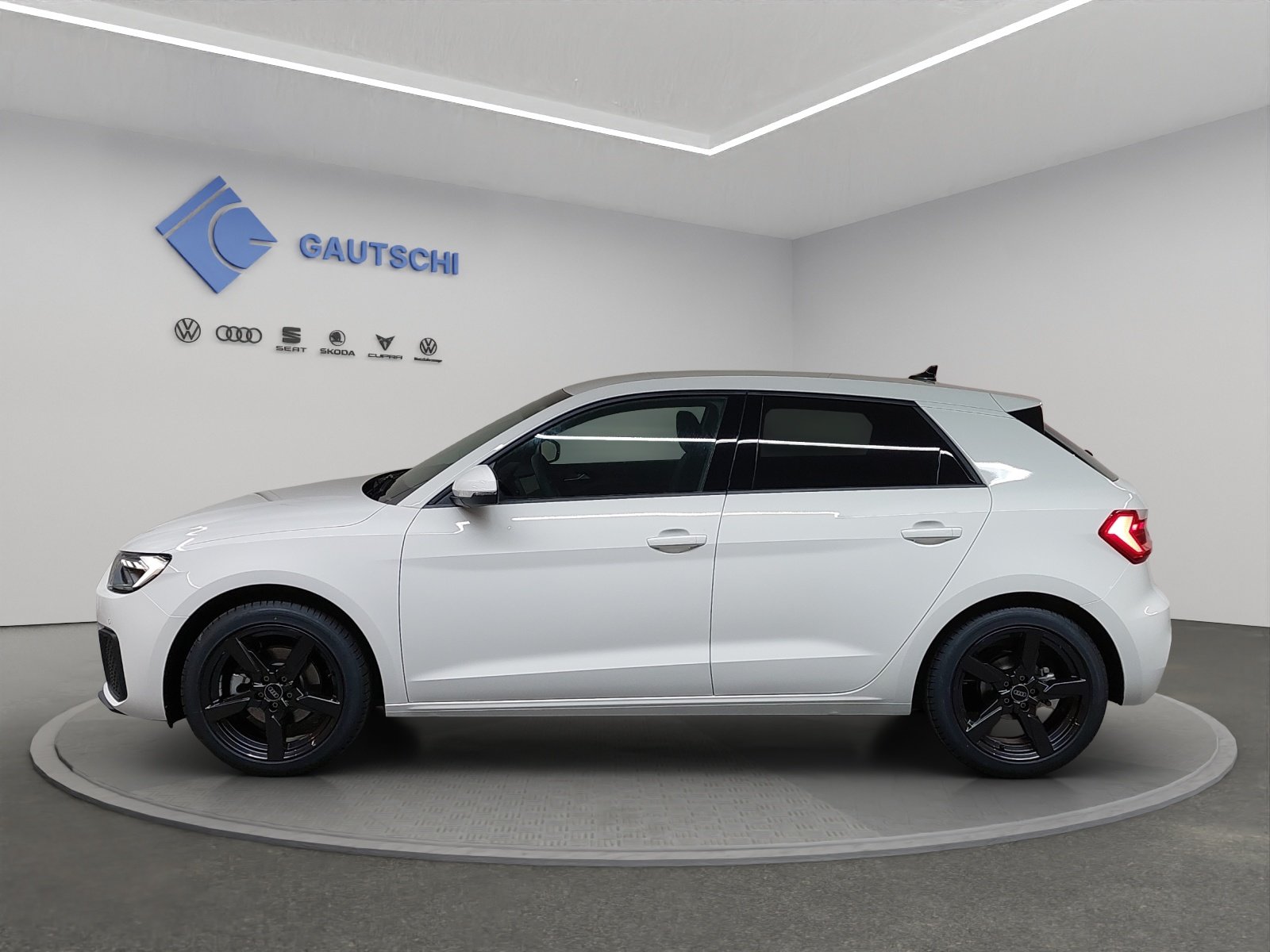 AUDI A1 Sportback 30 TFSI Attraction S-tronic, Benzin, Neuwagen, Automatik - 2