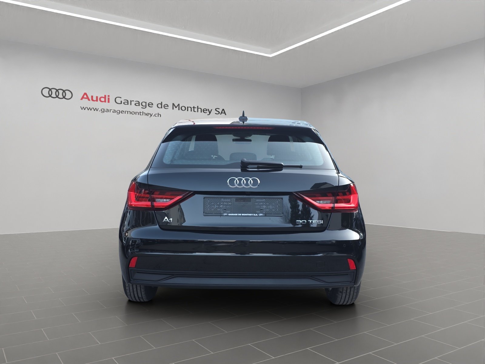 AUDI A1 Sportback 30 TFSI Attraction S-tronic, Petrol, New car, Automatic - 5