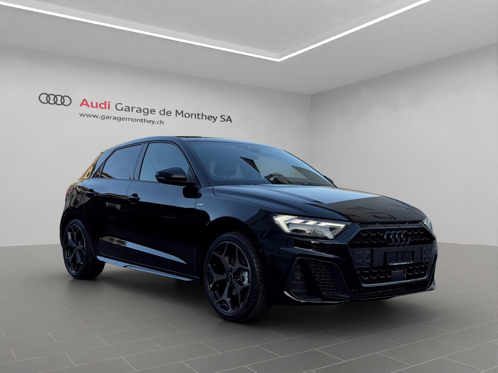 AUDI A1 Sportback 35 TFSI S Line S-tronic, Benzina, Auto nuove, Automatico - 2