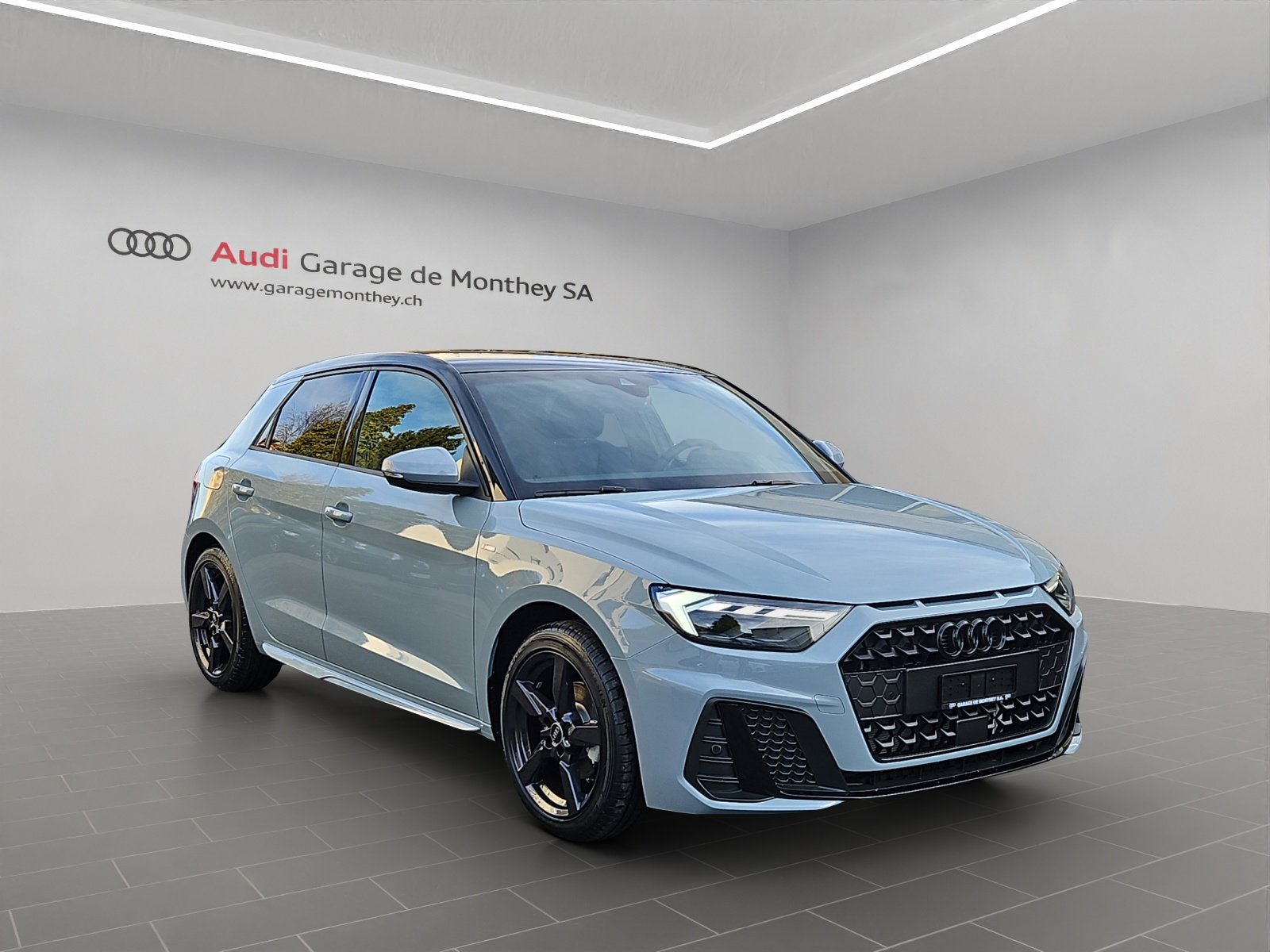 AUDI A1 Sportback 30 TFSI S Line Attraction S-tronic, Petrol, New car, Automatic - 3