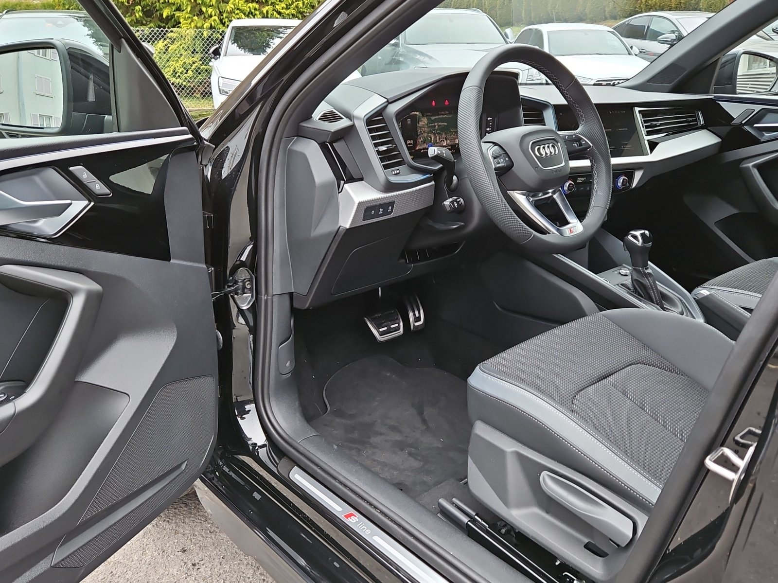 AUDI A1 allstreet 30 TFSI Attraction S-tronic, Benzin, Neuwagen, Automatik - 7