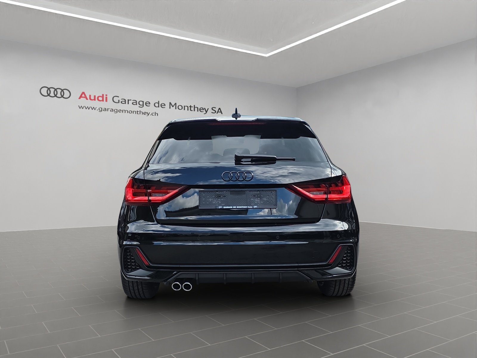 AUDI A1 Sportback 40 TFSI S Line S-tronic, Petrol, New car, Automatic - 5