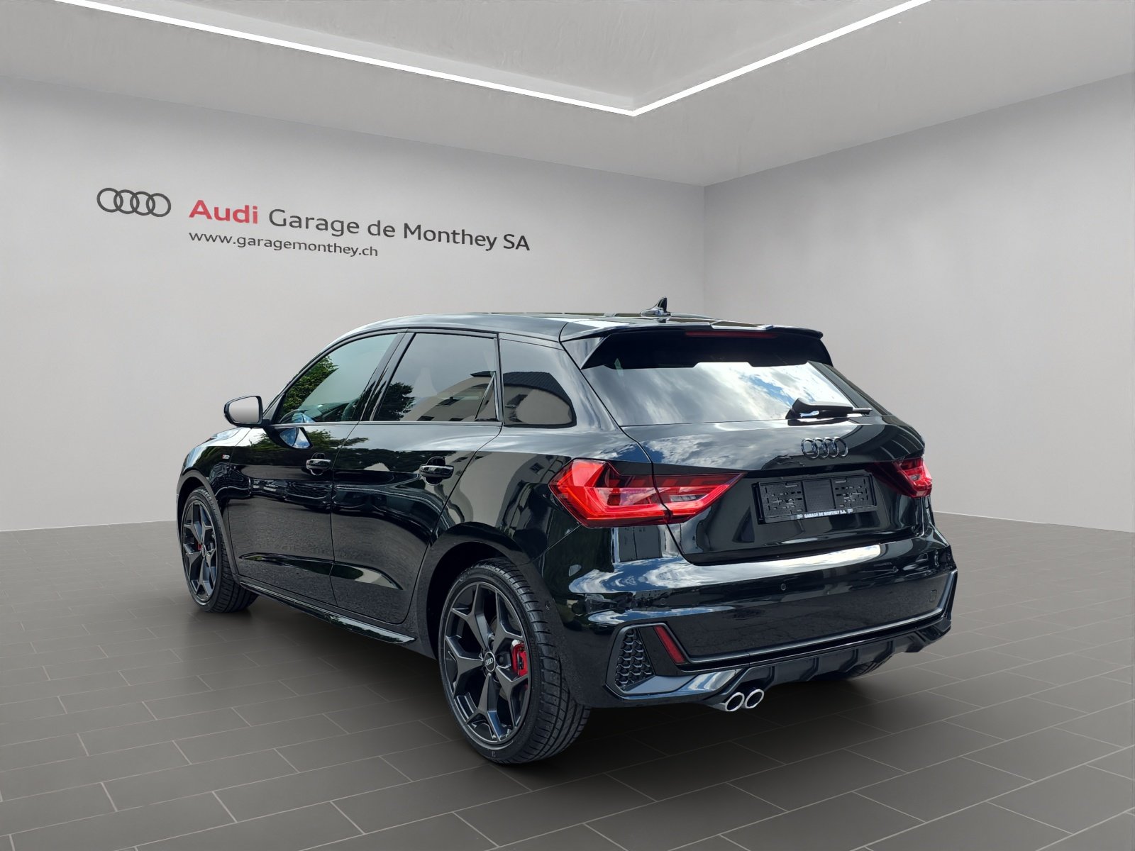 AUDI A1 Sportback 40 TFSI S Line S-tronic, Petrol, New car, Automatic - 6