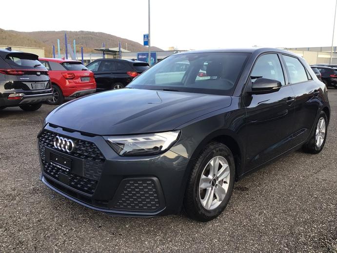 AUDI A1 Sportback 30 TFSI Attraction S-tronic, Petrol, Second hand / Used, Automatic