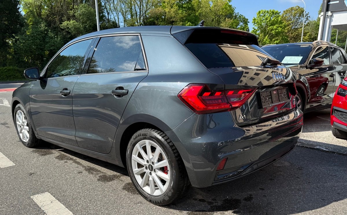 AUDI A1 Sportback 30 TFSI advanced Attraction S-tronic, Benzin, Occasion / Gebraucht, Automatik - 6