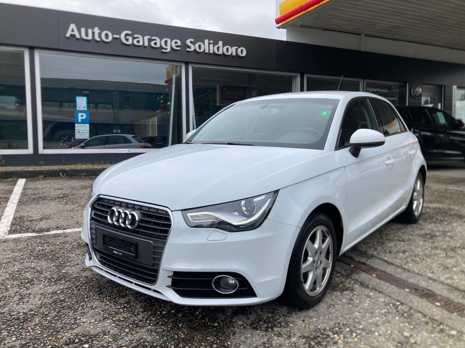 AUDI A1 Sportback 1.6 TDI Ambition, Diesel, Second hand / Used, Manual - 4