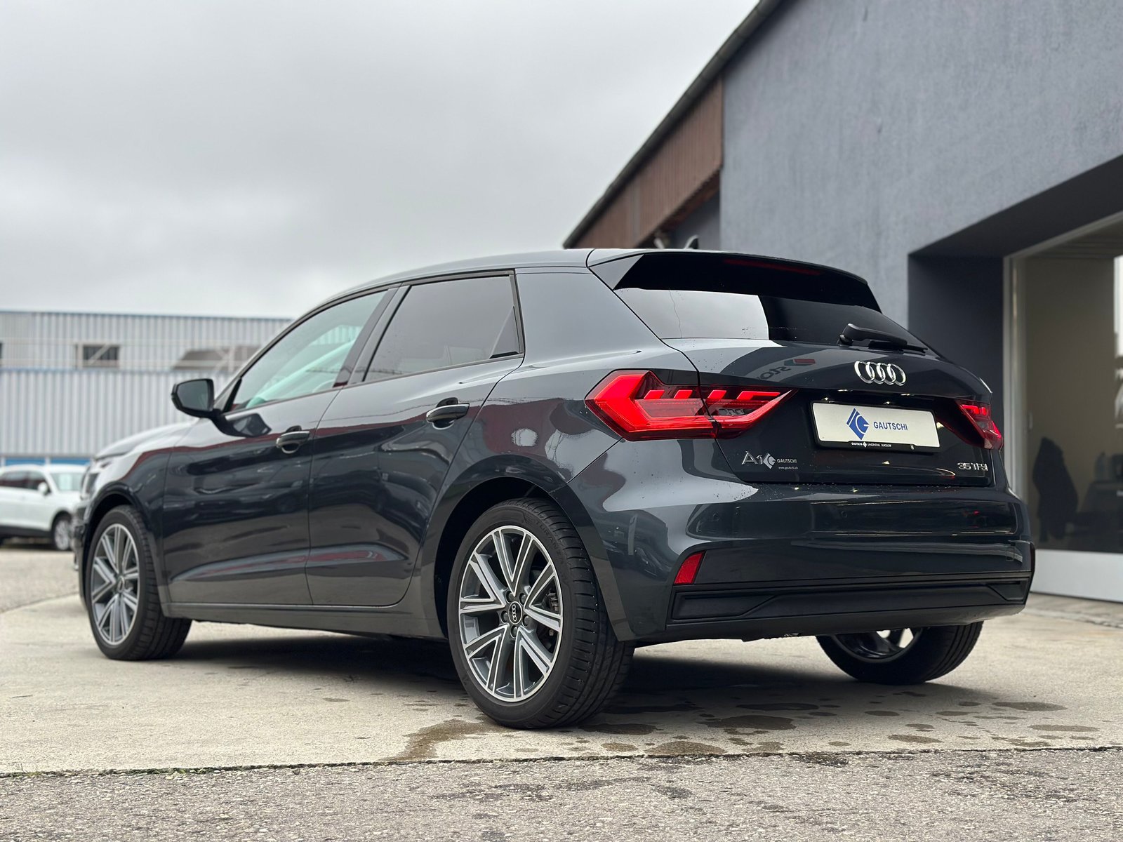 AUDI A1 Sportback 35 TFSI S-tronic, Benzin, Occasion / Gebraucht, Automatik - 4