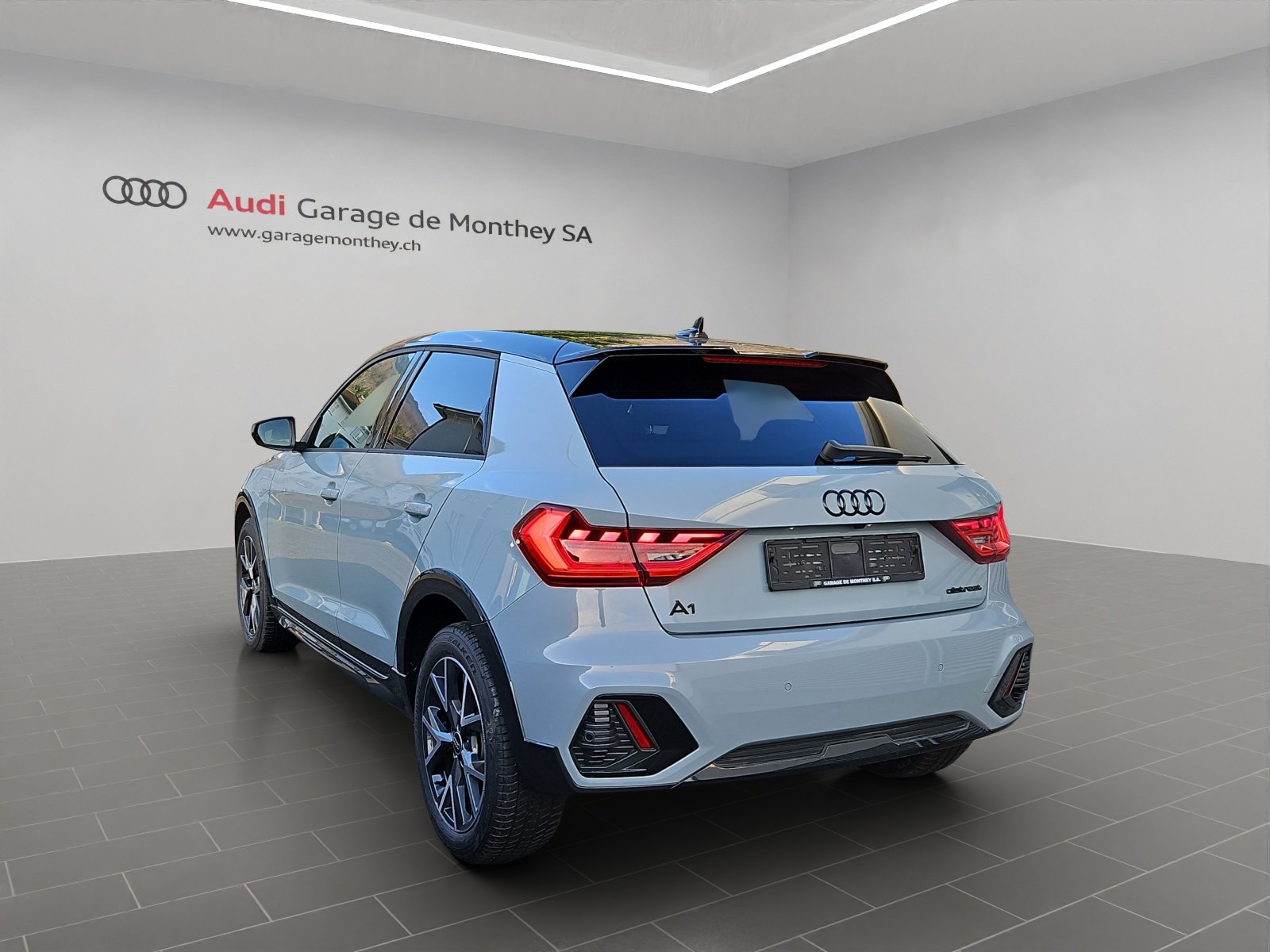 AUDI A1 allstreet 30 TFSI Attraction S-tronic, Petrol, Second hand / Used, Automatic - 6