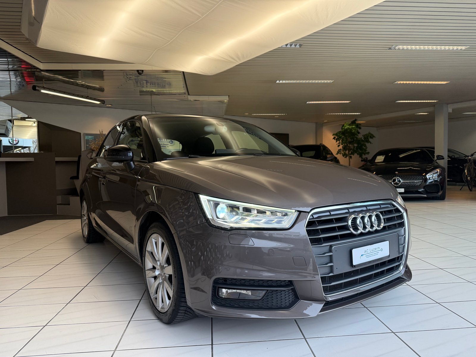 AUDI A1 Sportback 1.0 TFSI Sport, Benzina, Occasioni / Usate, Manuale - 4