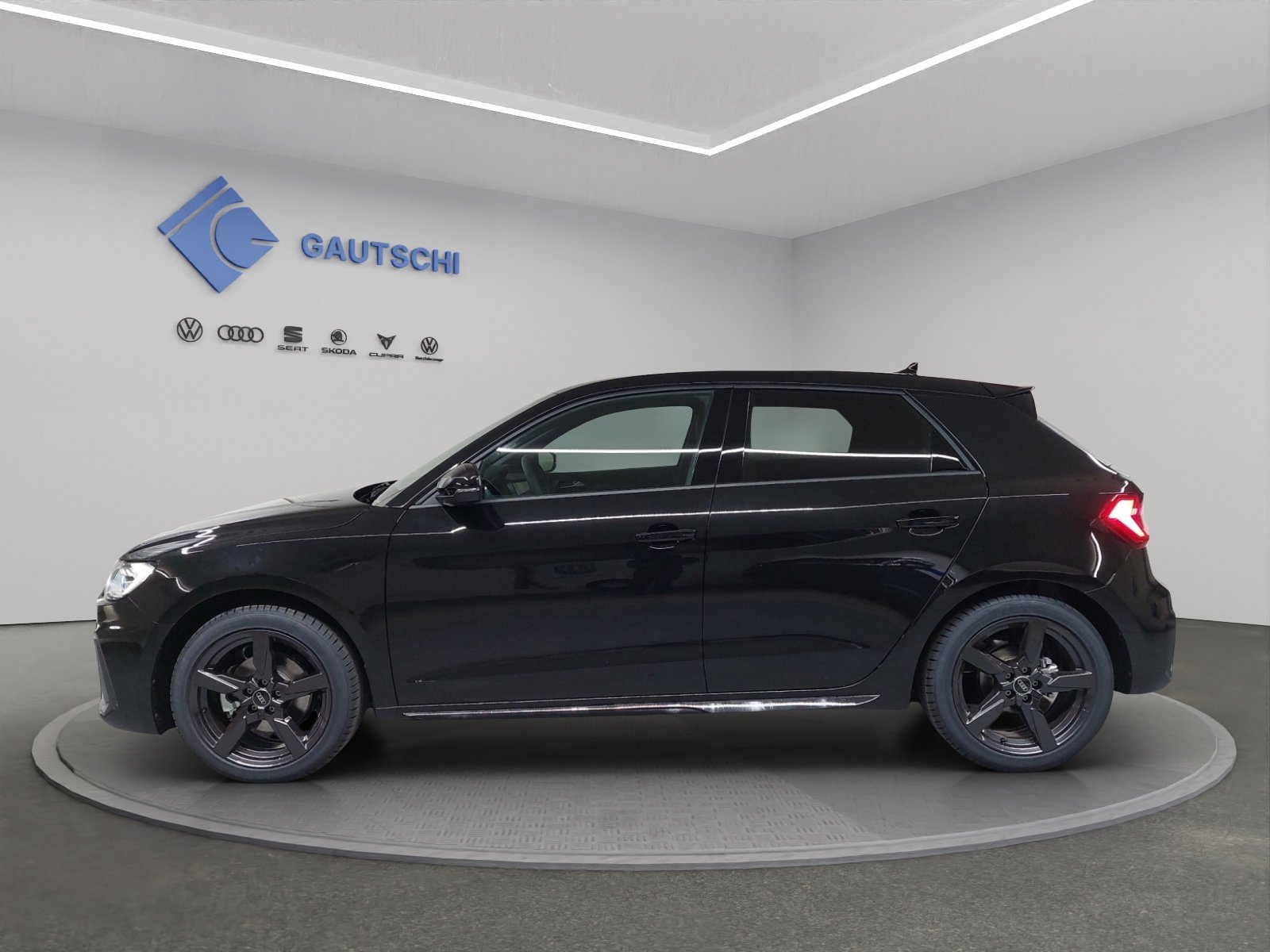 AUDI A1 Sportback 35 TFSI S Line S-tronic, Petrol, Second hand / Used, Automatic - 2