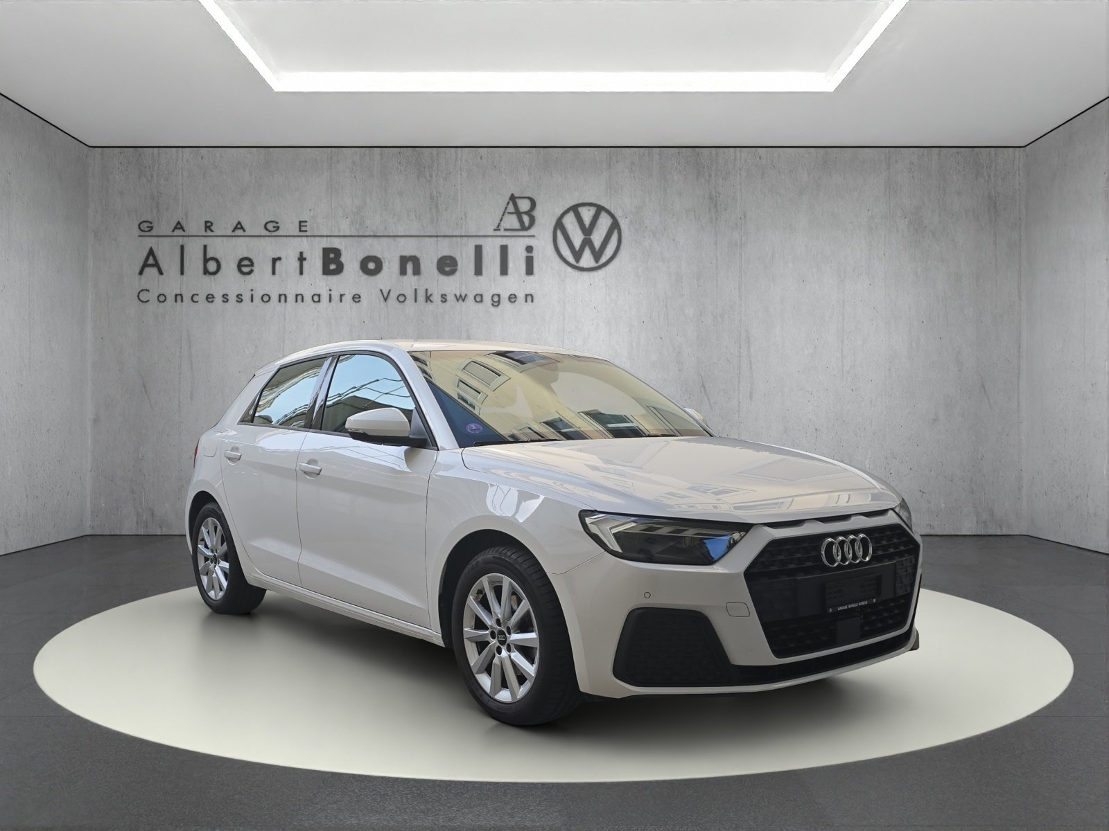 AUDI A1 Sportback 30 TFSI Attraction S-tronic, Petrol, Second hand / Used, Automatic - 3