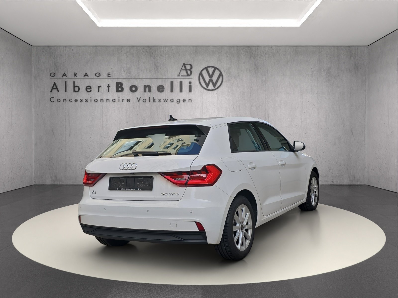 AUDI A1 Sportback 30 TFSI Attraction S-tronic, Petrol, Second hand / Used, Automatic - 4
