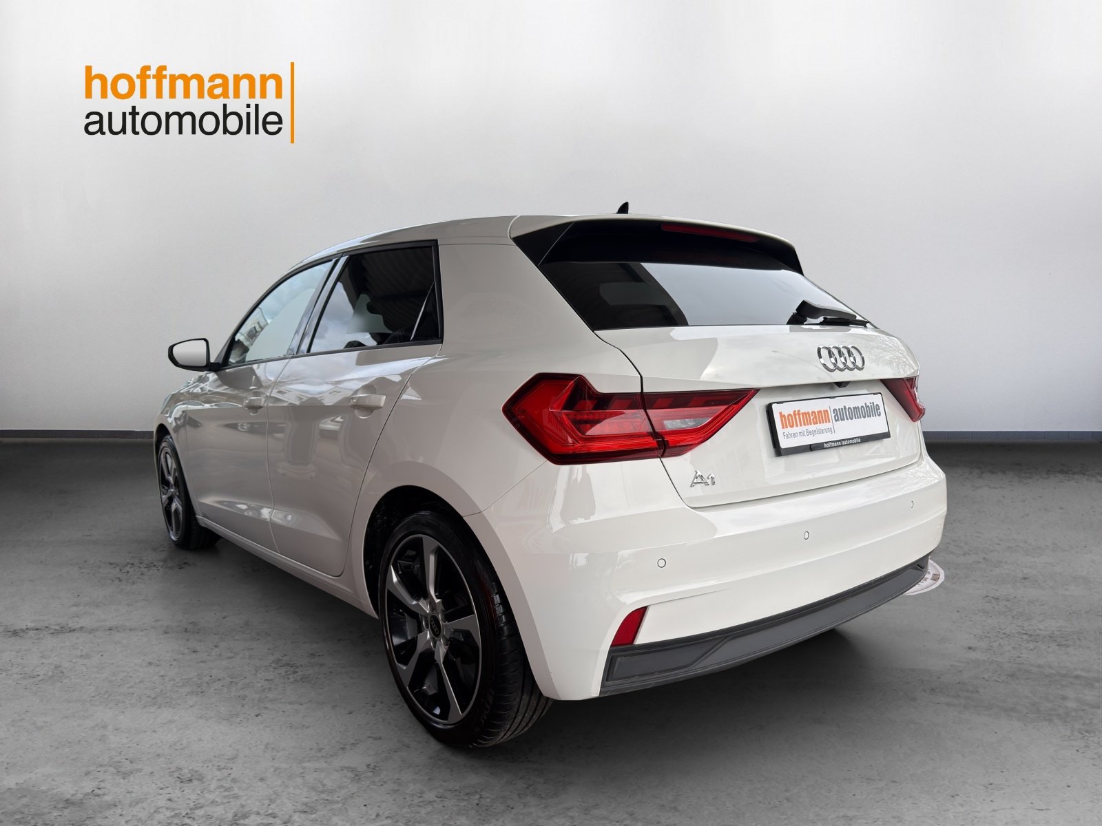 AUDI A1 Sportback 35 TFSI S-tronic, Petrol, Second hand / Used, Automatic - 6