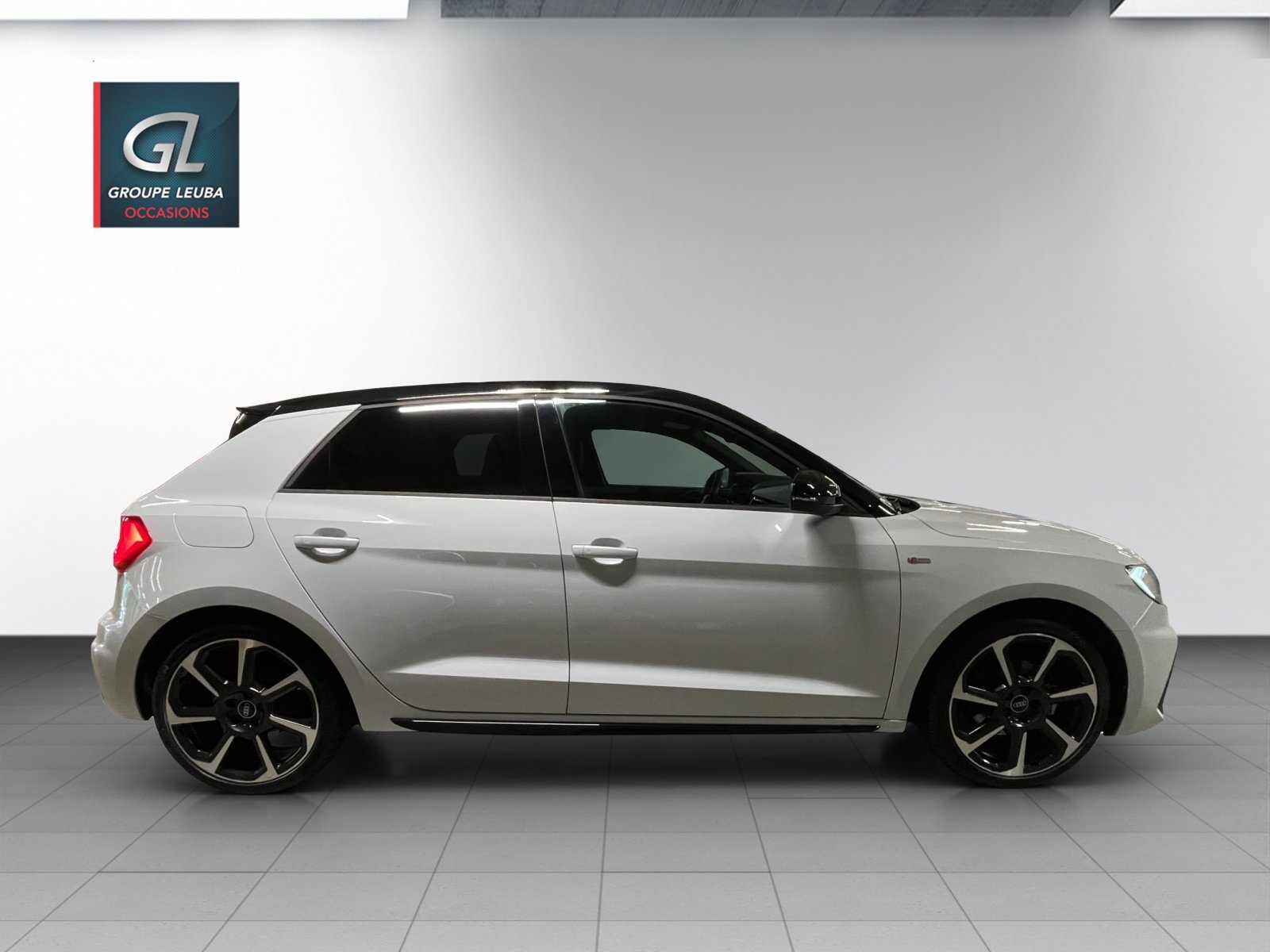 AUDI A1 35 TFSI S Line, Petrol, Second hand / Used, Automatic - 7