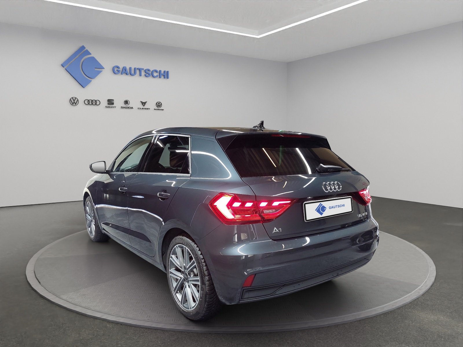 AUDI A1 Sportback 35 TFSI S-tronic, Petrol, Second hand / Used, Automatic - 3