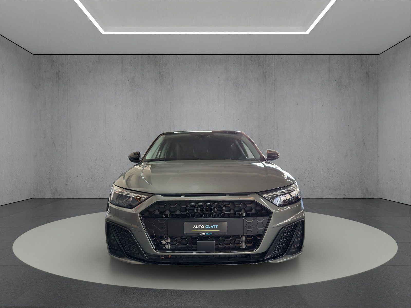 AUDI A1 Sportback 30 TFSI S Line S-tronic Black Edition RF.-, Benzin, Occasion / Gebraucht, Automatik - 7