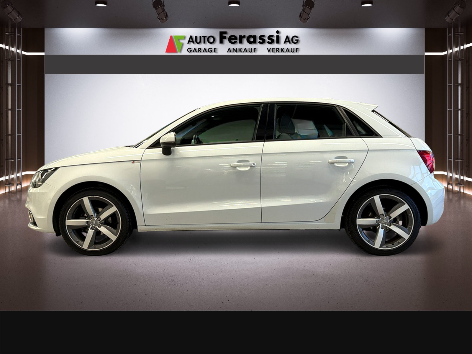 AUDI A1 Sportback 1.6 TDI Ambition DSG, Diesel, Second hand / Used, Automatic - 2