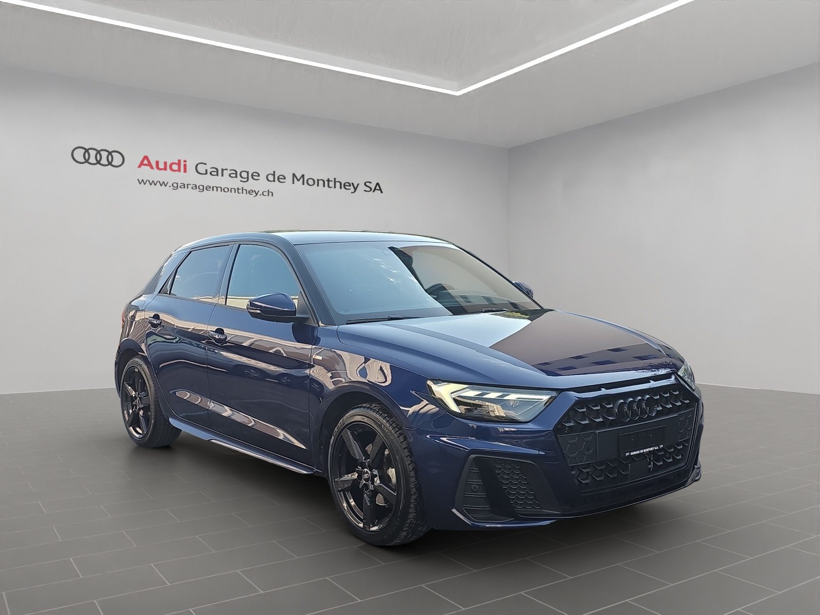 AUDI A1 Sportback 30 TFSI S Line Attraction S-tronic, Petrol, Second hand / Used, Automatic - 3