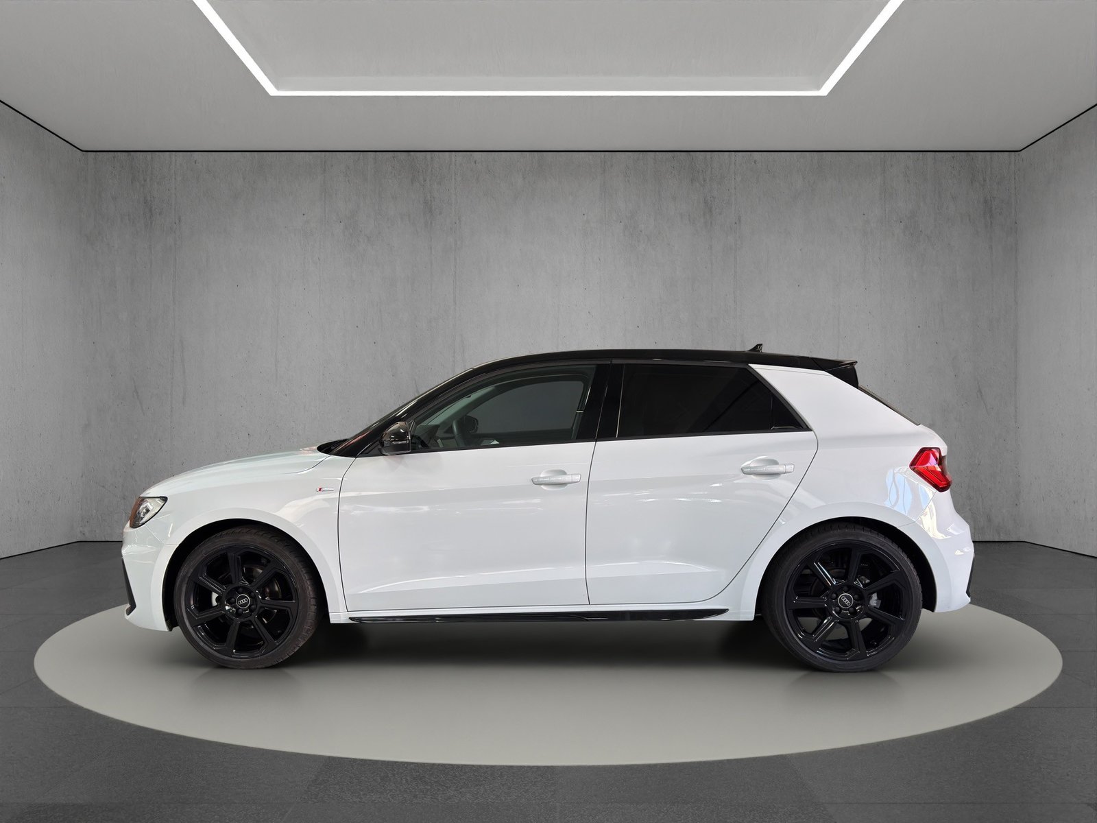 AUDI A1 Sportback 30 TFSI S Line S-tronic Black Edition RF.-, Benzin, Occasion / Gebraucht, Automatik - 3