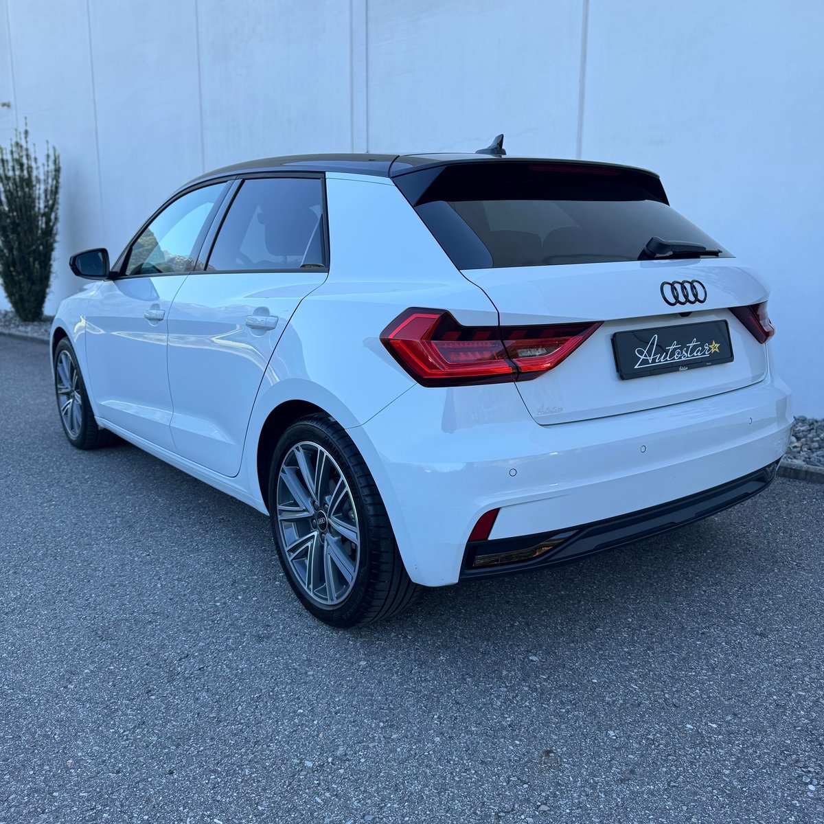 AUDI A1 Sportback 30 TFSI S Line S-tronic, Petrol, Second hand / Used, Automatic - 6