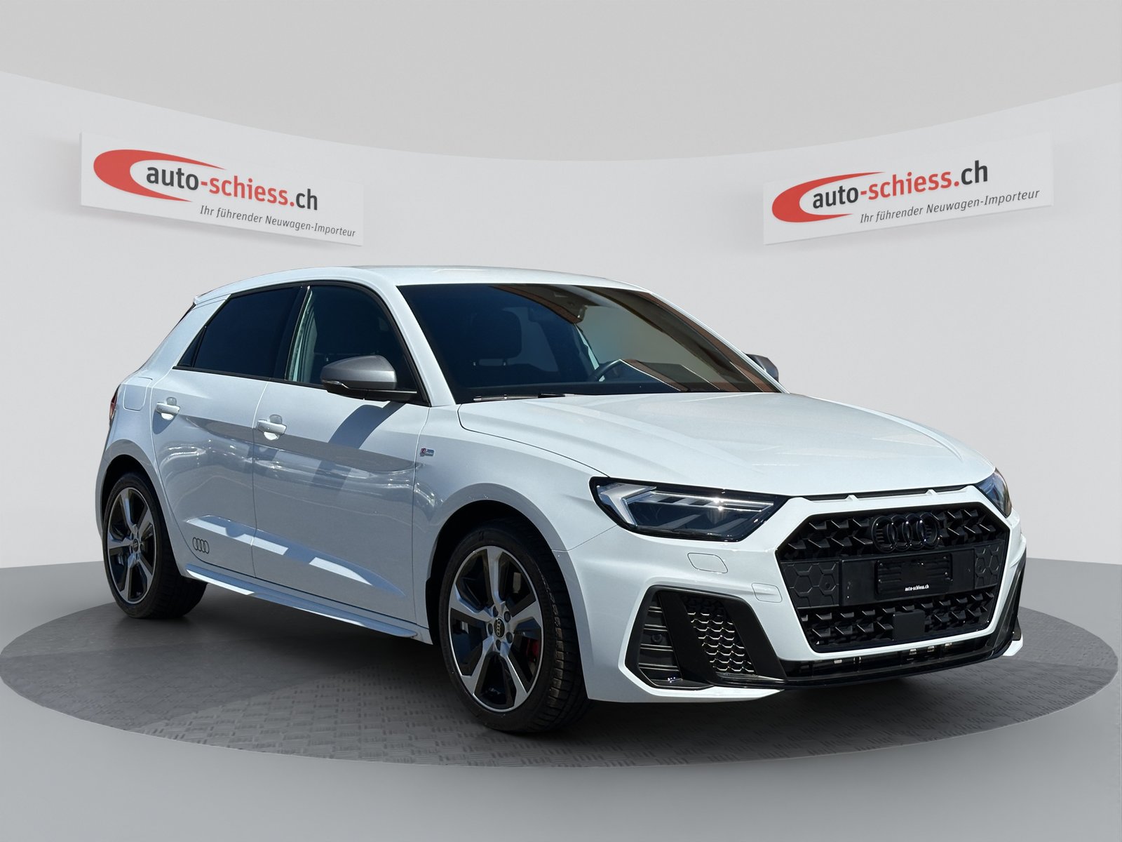 AUDI A1 Sportback 40 TFSI S Line Schwarz Plus S-tronic