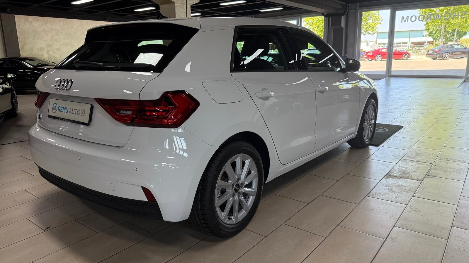 AUDI A1 Sportback 30 TFSI S-tronic, Essence, Occasion / Utilisé, Automatique - 4