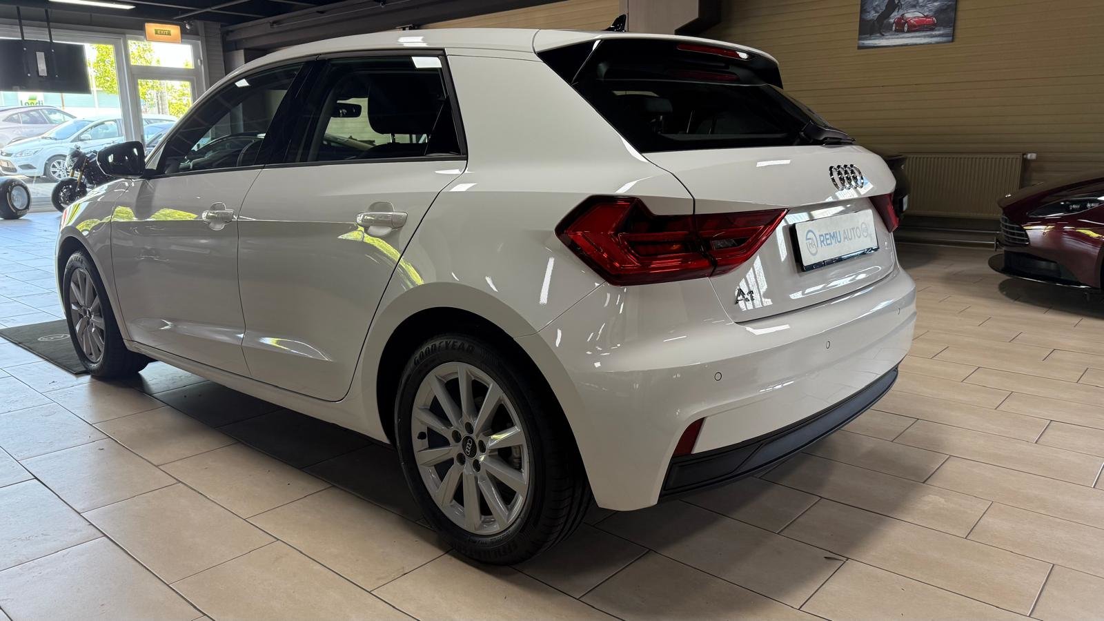 AUDI A1 Sportback 30 TFSI S-tronic, Essence, Occasion / Utilisé, Automatique - 6