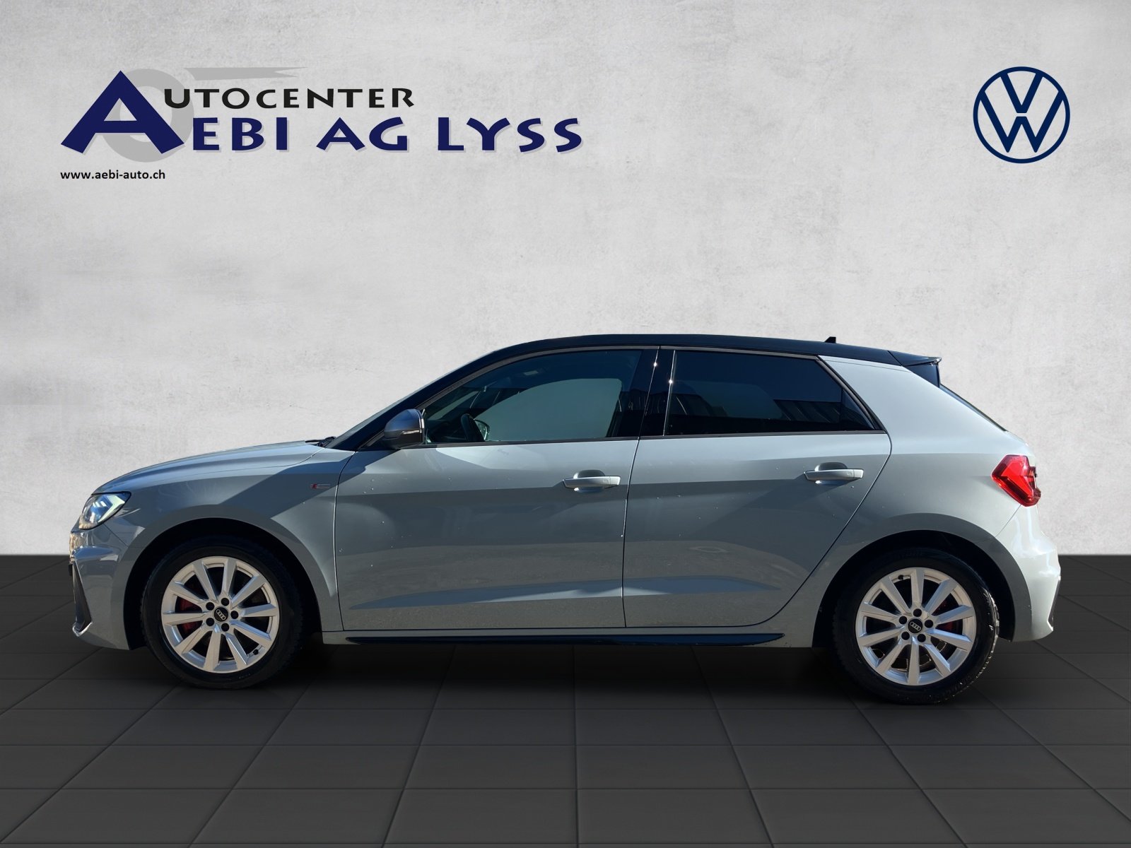 AUDI A1 Sportback 40 TFSI S Line S-tronic, Petrol, Second hand / Used, Automatic - 2
