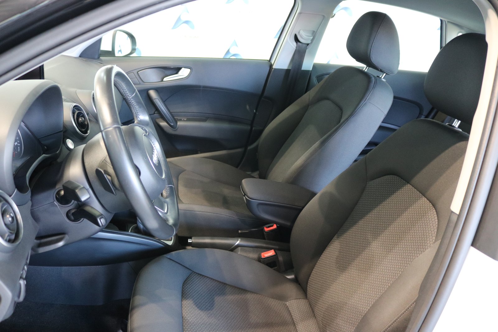 AUDI A1 Sportback 1.0 TFSI Sport S-tronic, Essence, Occasion / Utilisé, Automatique - 2