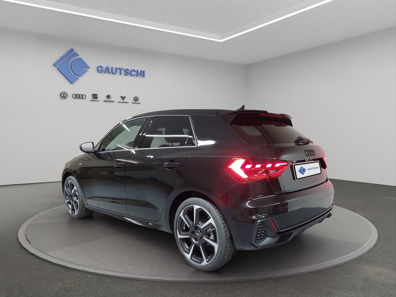AUDI A1 Sportback 30 TFSI S Line Attraction S-tronic, Petrol, Second hand / Used, Automatic - 3
