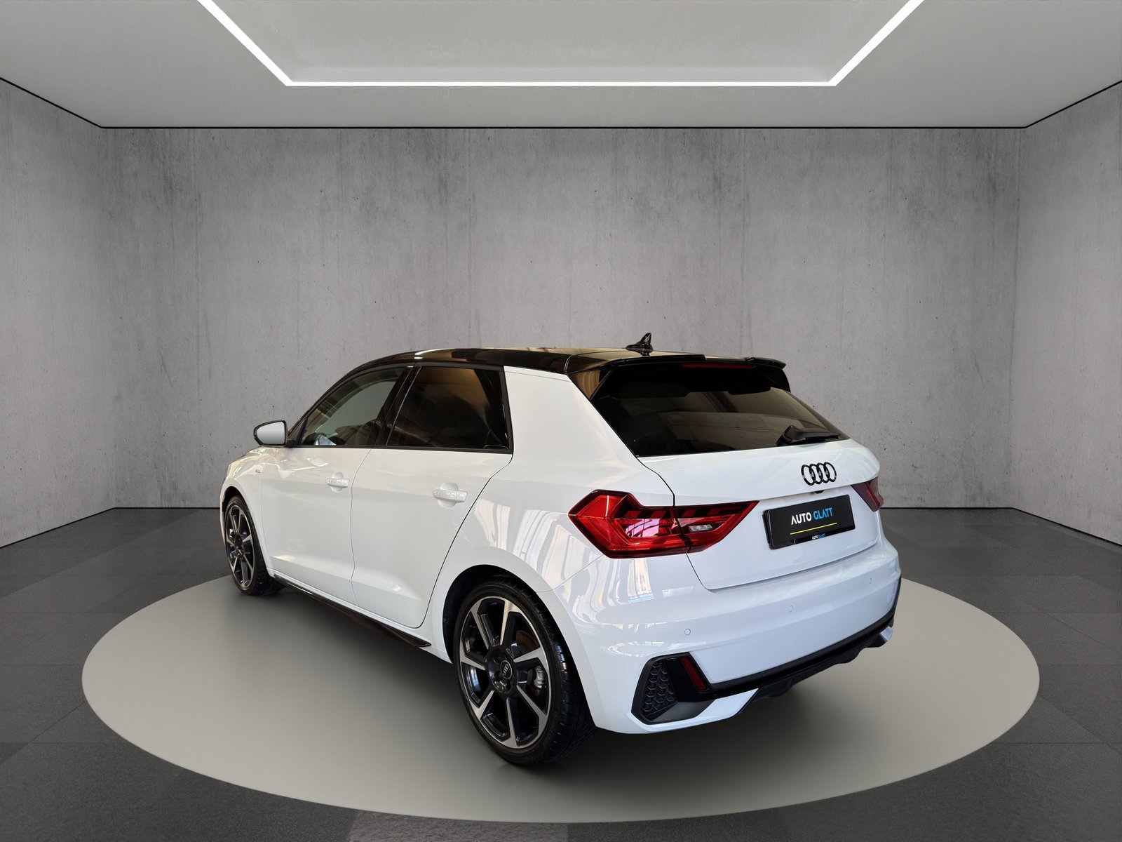 AUDI A1 Sportback 30 TFSI S Line S-tronic Black Edition RF.-, Essence, Occasion / Utilisé, Automatique - 5