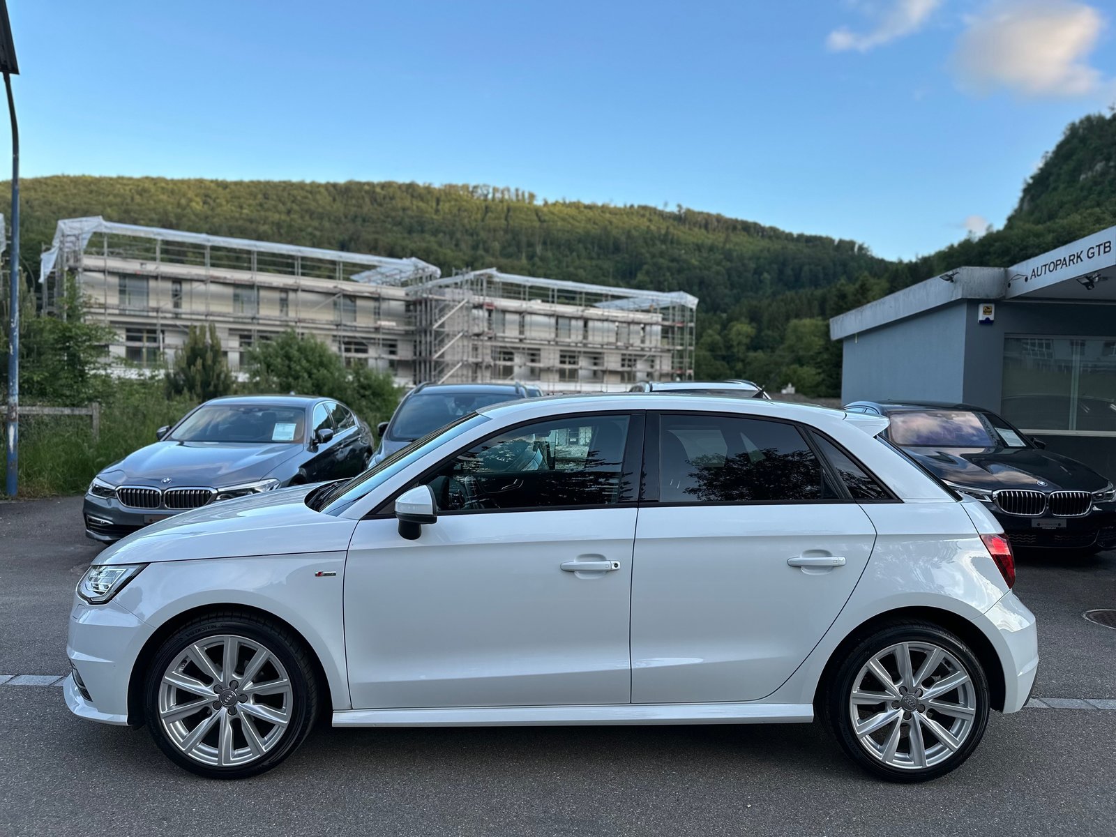 AUDI A1 Sportback 1.0 TFSI Sport, Benzin, Occasion / Gebraucht, Handschaltung - 4