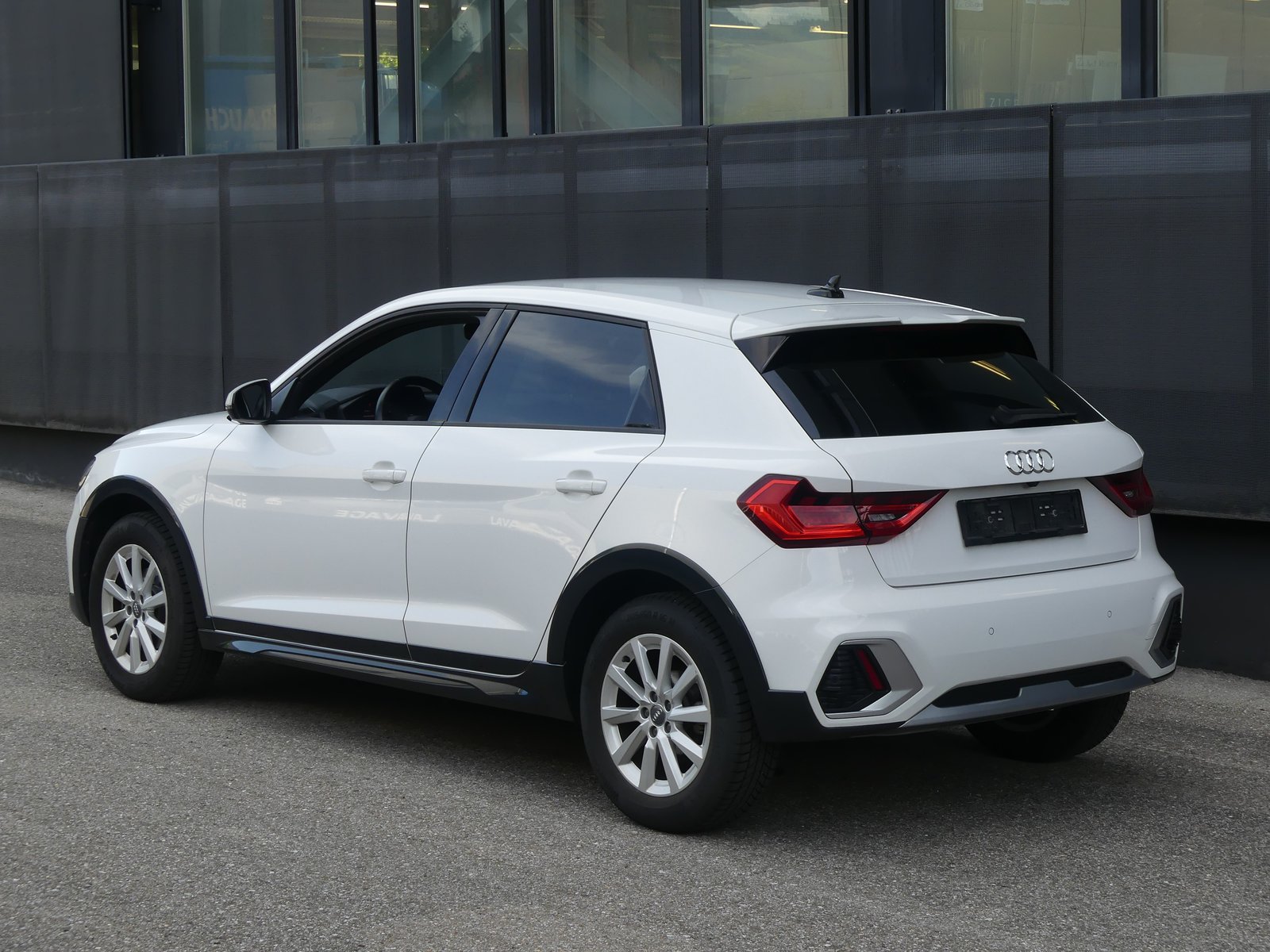 AUDI A1 City Carver 35 Tfsi, Essence, Occasion / Utilisé, Automatique - 4