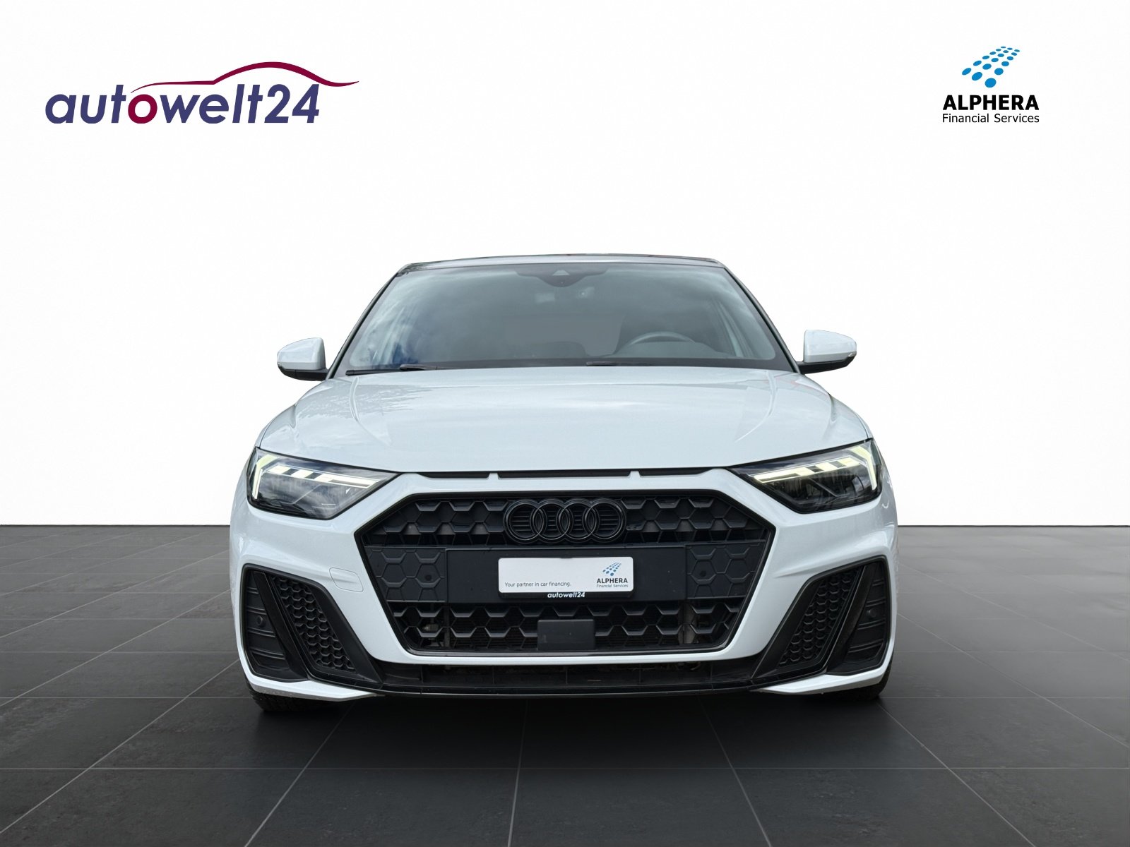 AUDI A1 Sportback 35 TFSI S Line S-tronic, Petrol, Second hand / Used, Automatic - 2