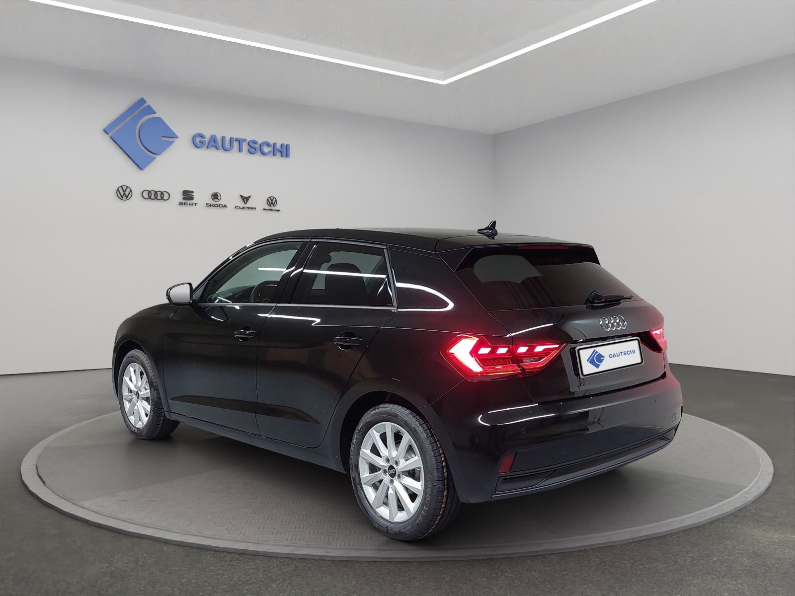 AUDI A1 Sportback 30 TFSI Attraction S-tronic, Benzin, Occasion / Gebraucht, Automatik - 3