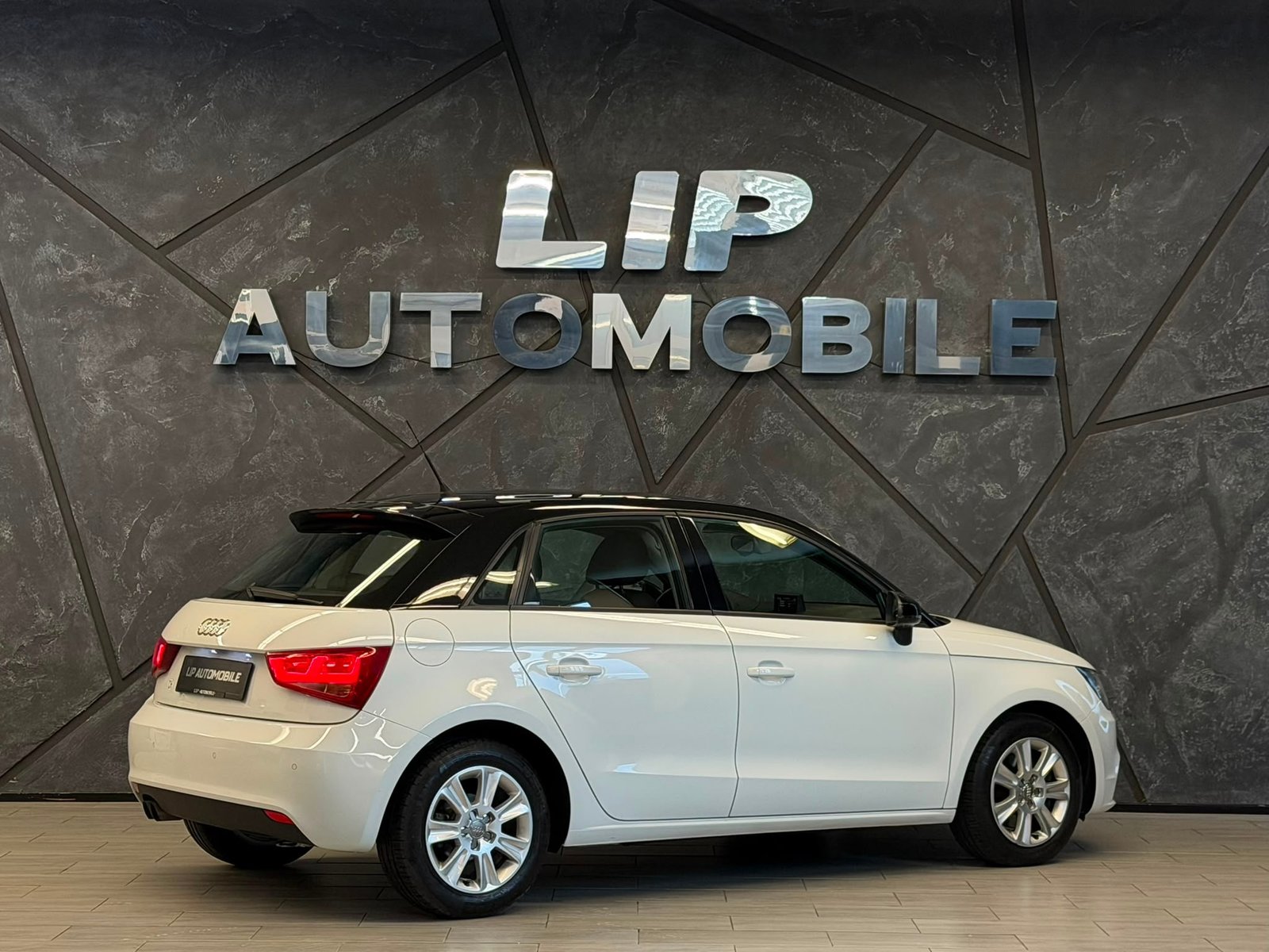 AUDI A1 Sportback 1.4 TFSI Attraction S-tronic, Essence, Occasion / Utilisé, Automatique - 6