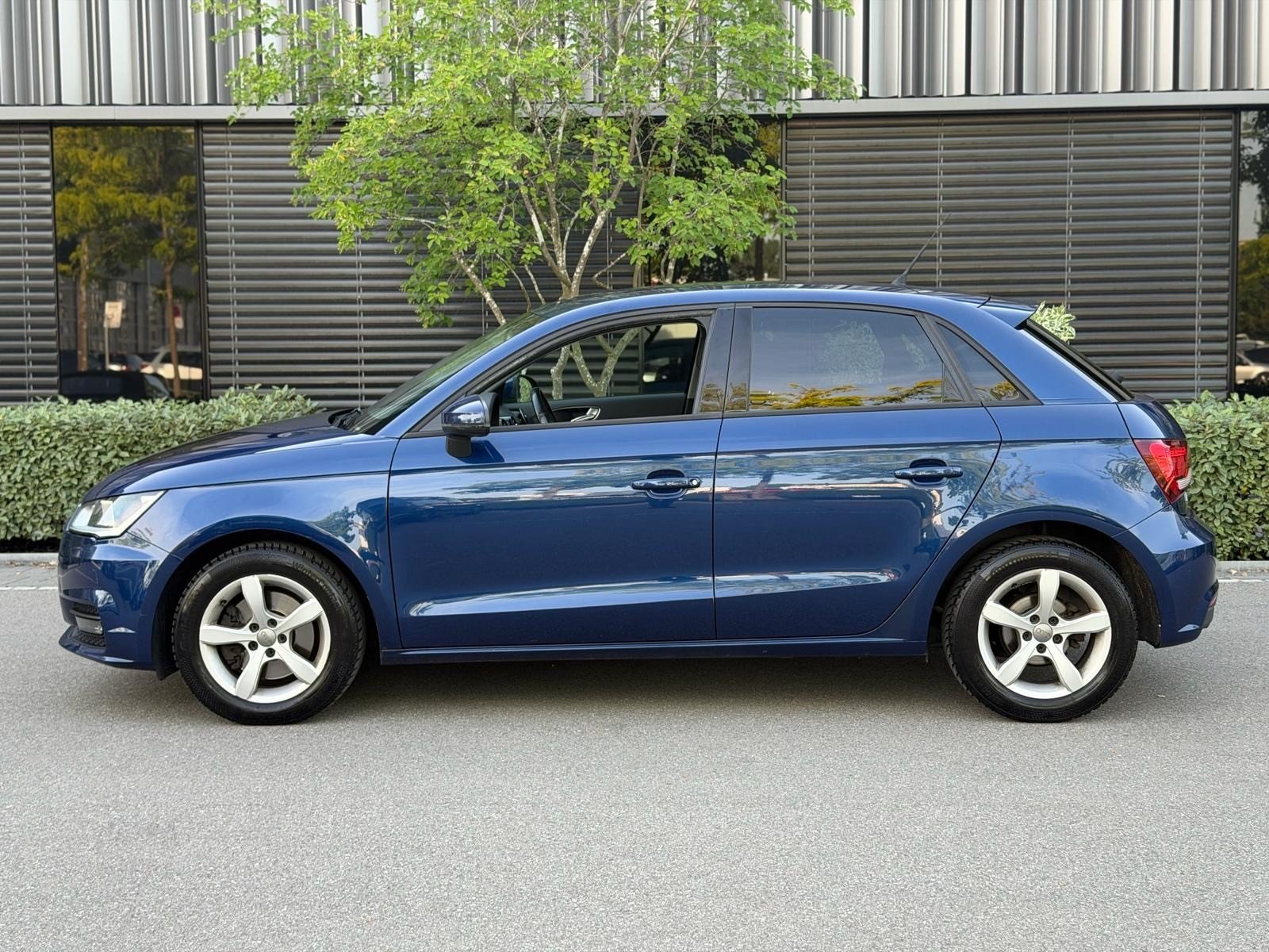 AUDI A1 Sportback 1.4 TFSI Sport, Essence, Occasion / Utilisé, Manuelle - 5
