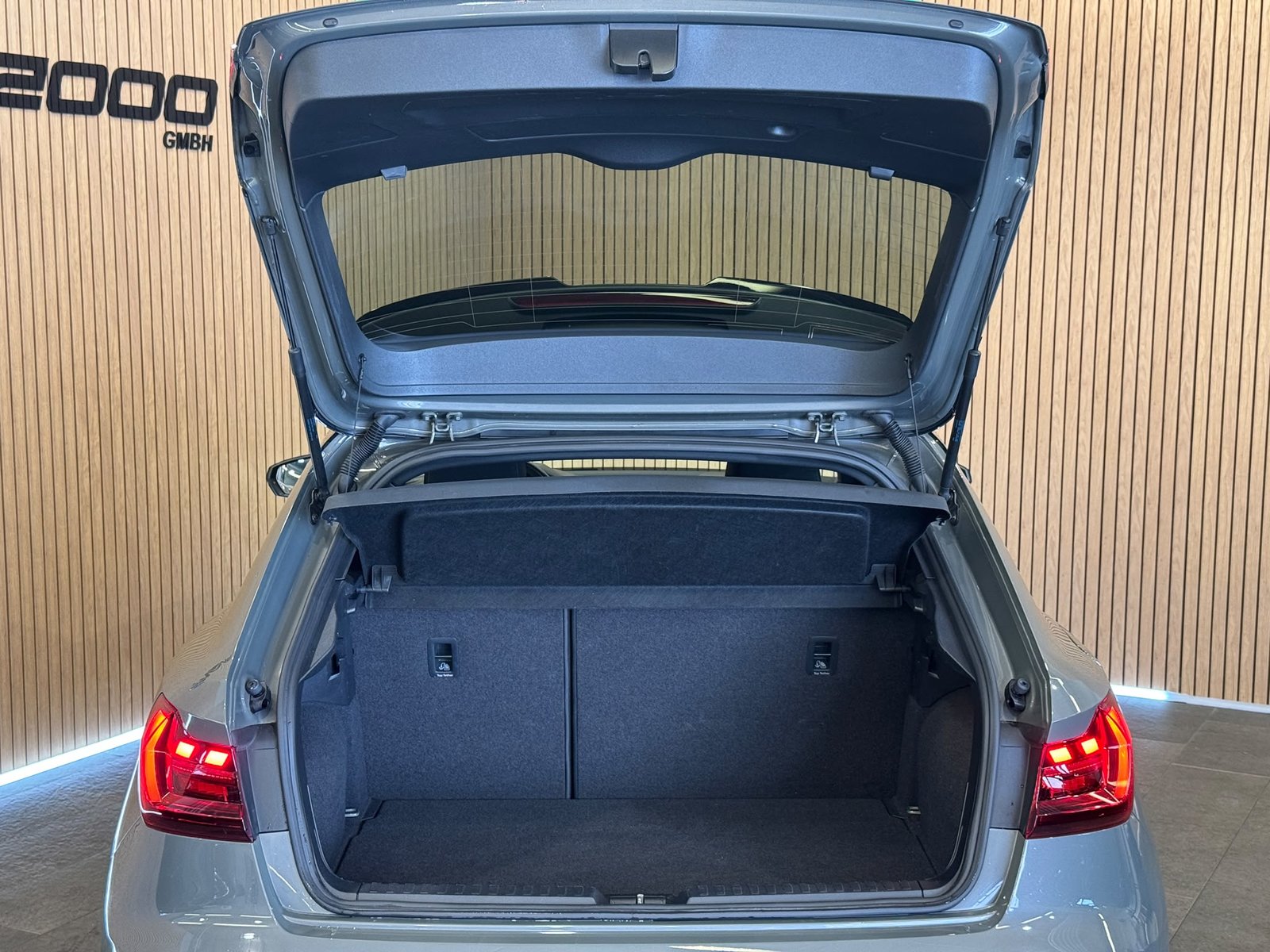 AUDI A1 Sportback 35 TFSI S Line S-tronic, Benzin, Occasion / Gebraucht, Automatik - 7