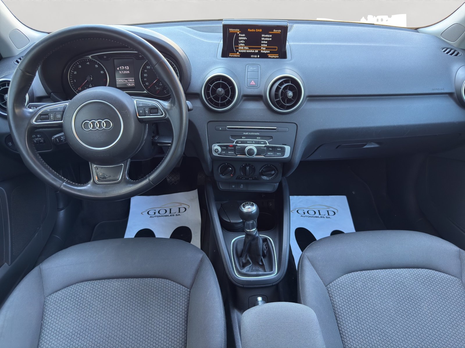 AUDI A1 Sportback 1.0 TFSI Design, Benzin, Occasion / Gebraucht, Handschaltung - 3
