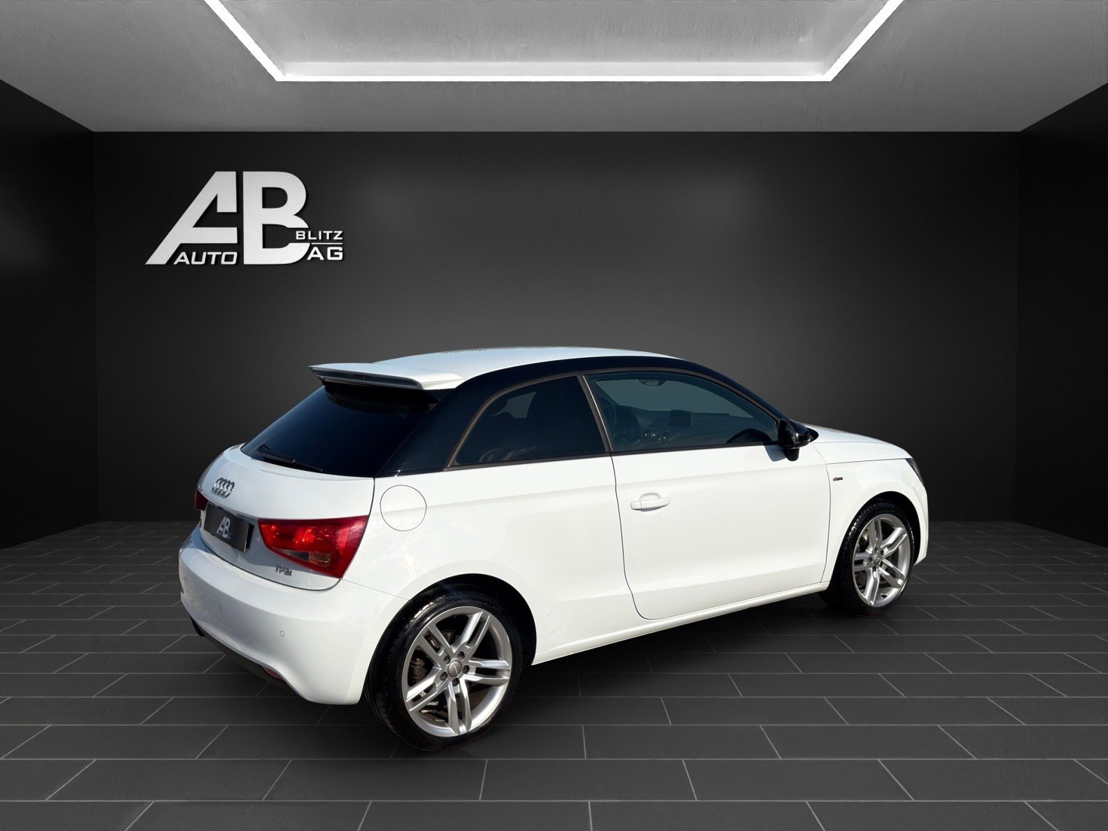 AUDI A1 1.4 S-Line TFSI Ambition mit 122 PS, Benzina, Occasioni / Usate, Manuale - 5