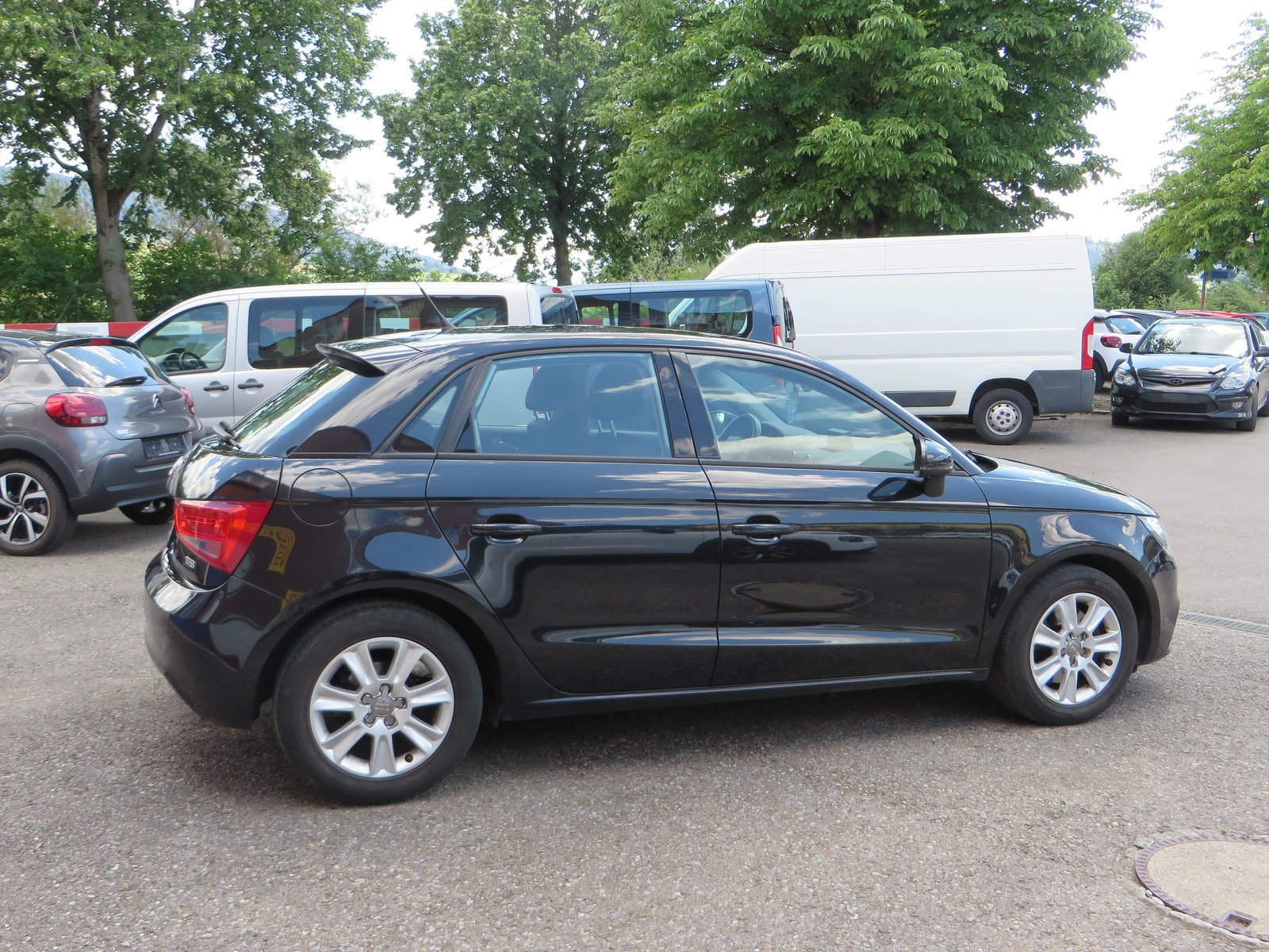 AUDI A1 Sportback 1.4 TFSI Attraction, Benzin, Occasion / Gebraucht, Handschaltung - 2