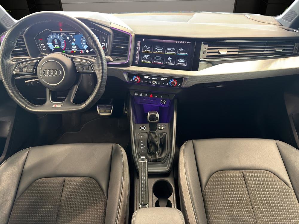 AUDI A1 35 TFSI S Line, Benzin, Occasion / Gebraucht, Automatik - 7