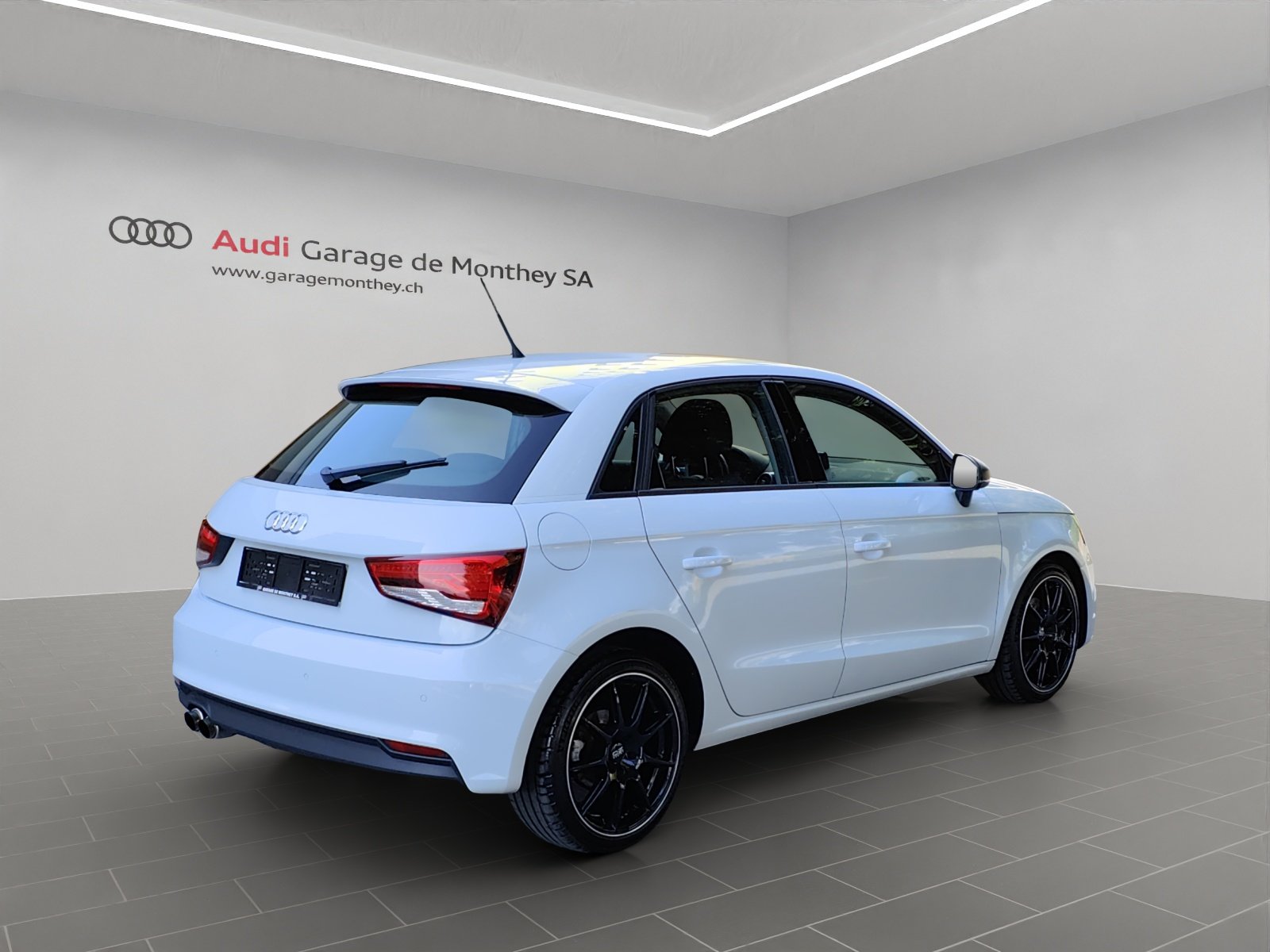 AUDI A1 Sportback 1.4 TFSI Sport S-tronic, Petrol, Second hand / Used, Automatic - 5