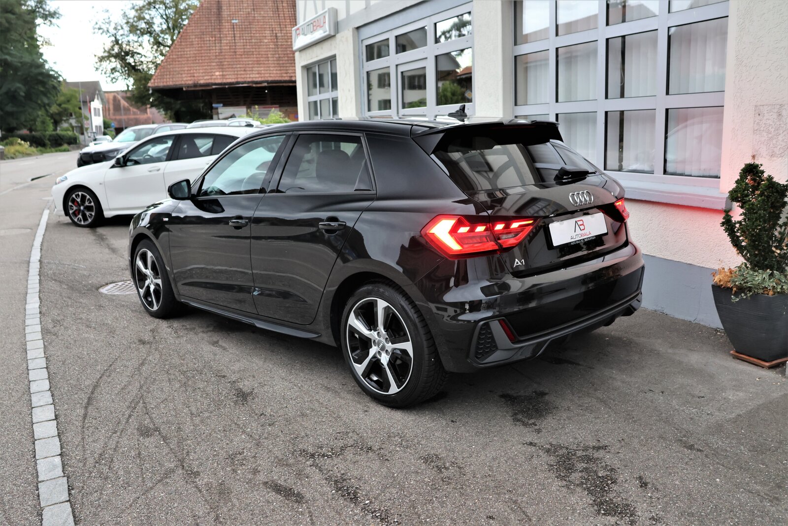 AUDI A1 Sportback 30 TFSI S Line S-tronic, Petrol, Second hand / Used, Automatic - 6