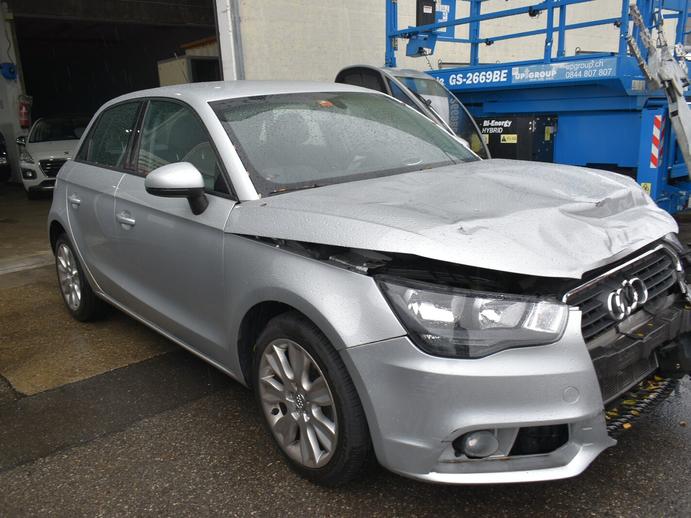 AUDI A1 Sportback 1.4 TFSI Attraction S-tronic, Benzin, Occasion / Gebraucht, Automatik