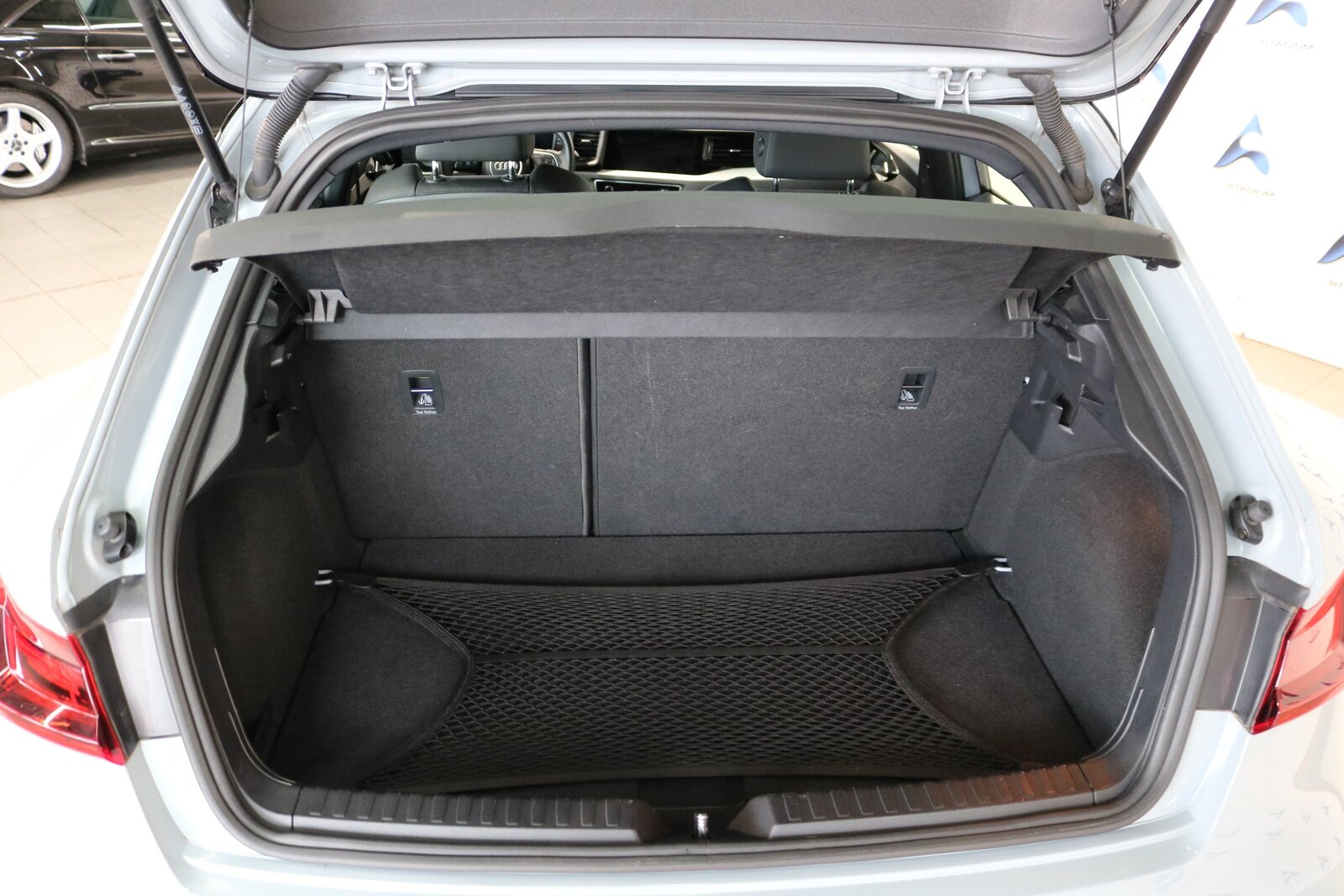 AUDI A1 Sportback 40 TFSI S Line S-tronic, Benzin, Occasion / Gebraucht, Automatik - 7