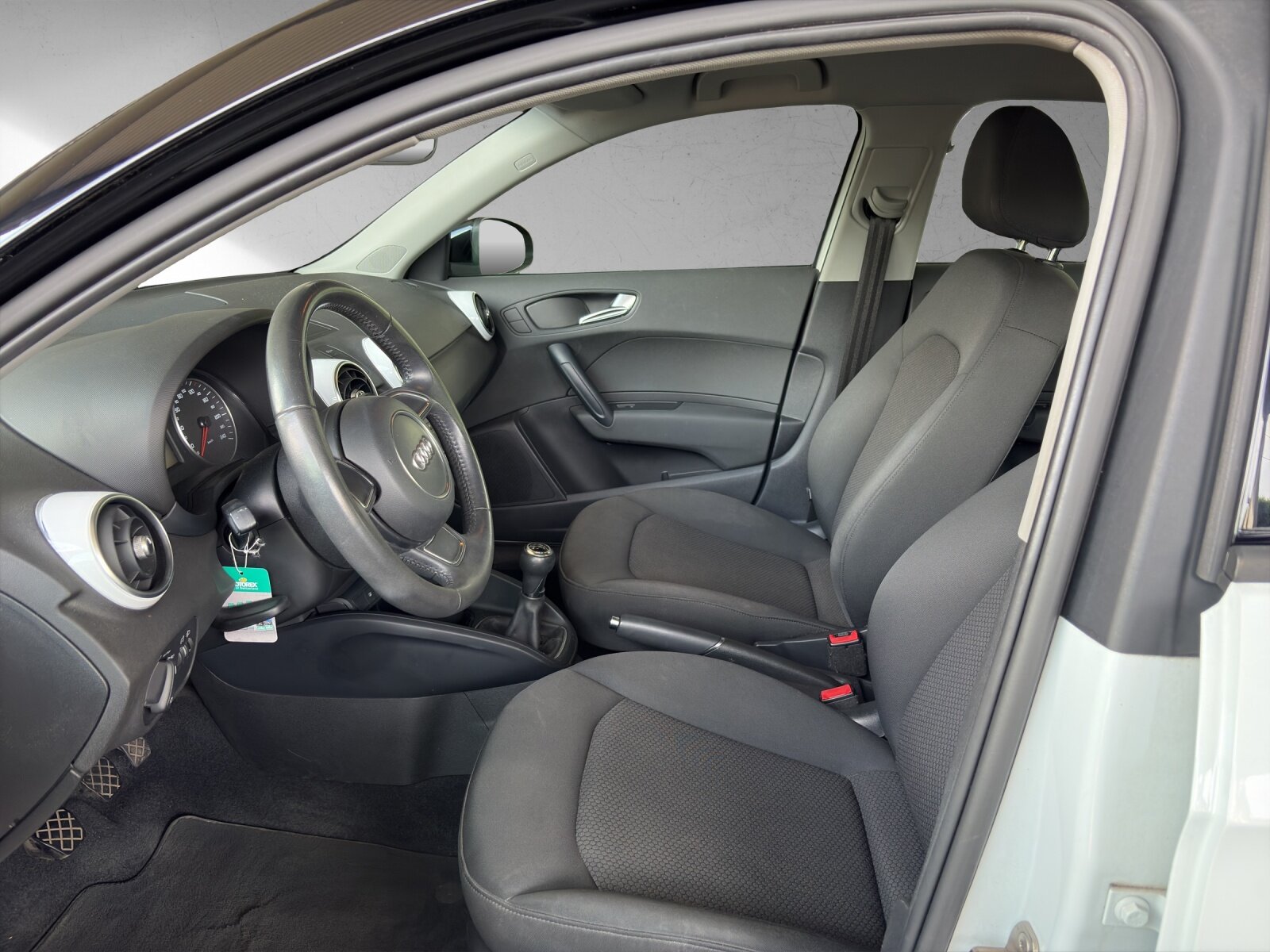 AUDI A1 Sportback 1.2 TFSI admired, Benzin, Occasion / Gebraucht, Handschaltung - 7
